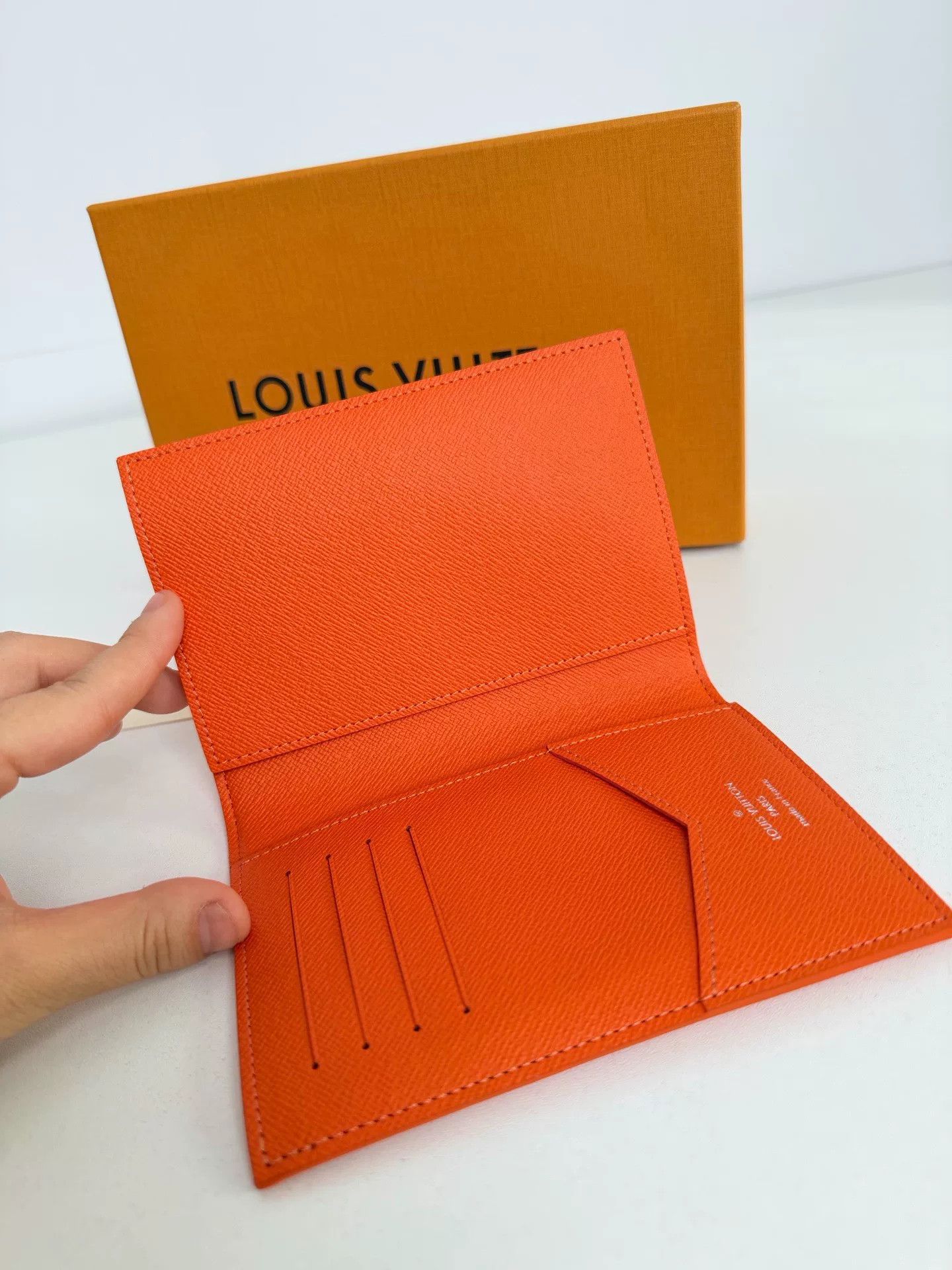 Louis Vuitton Pre-loved Bag Brand new condition Size ONE SIZE - 8 Thumbnail