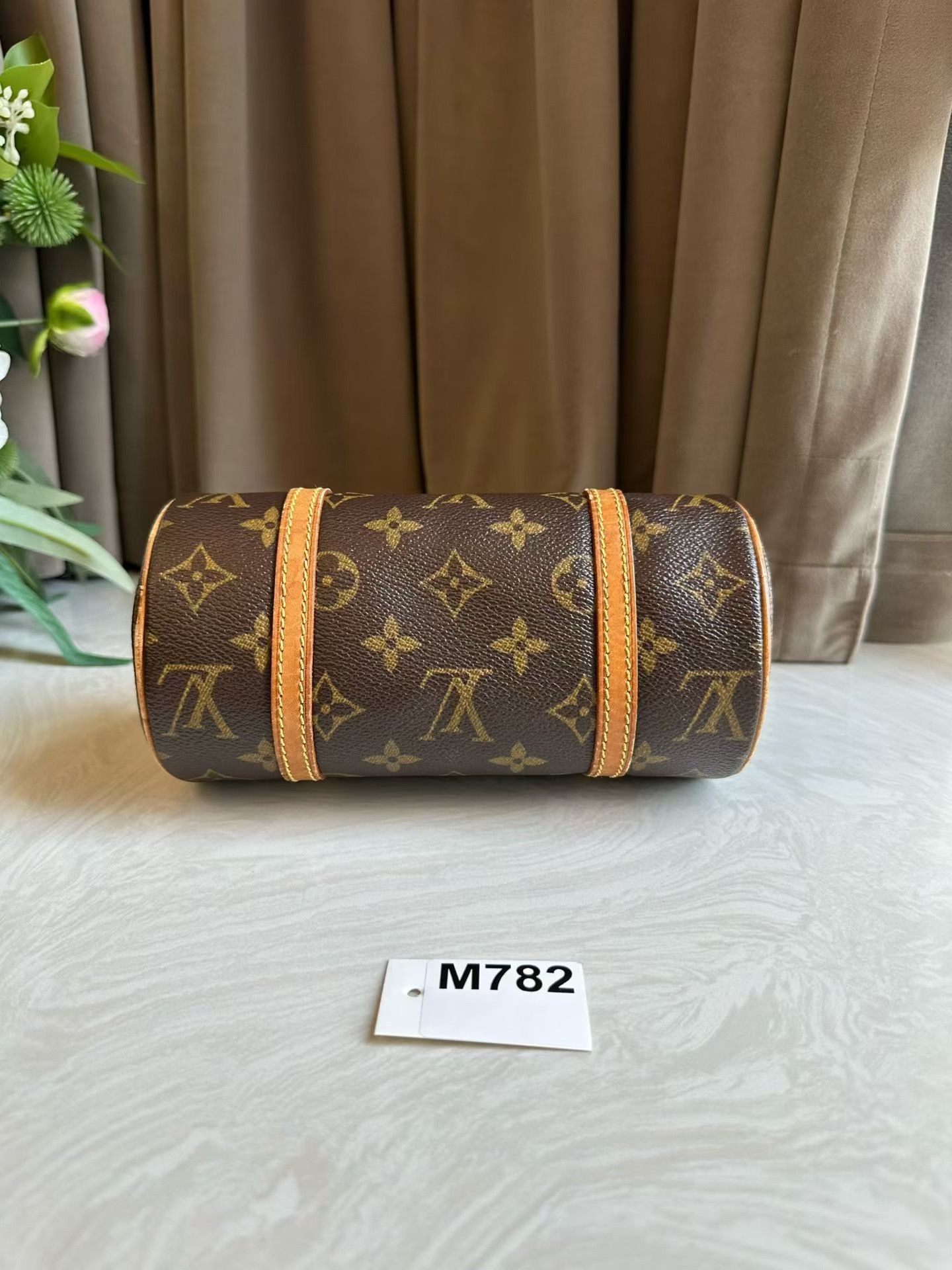 Louis Vuitton Pre-loved Bag Very good condition Size ONE SIZE - 4 Thumbnail