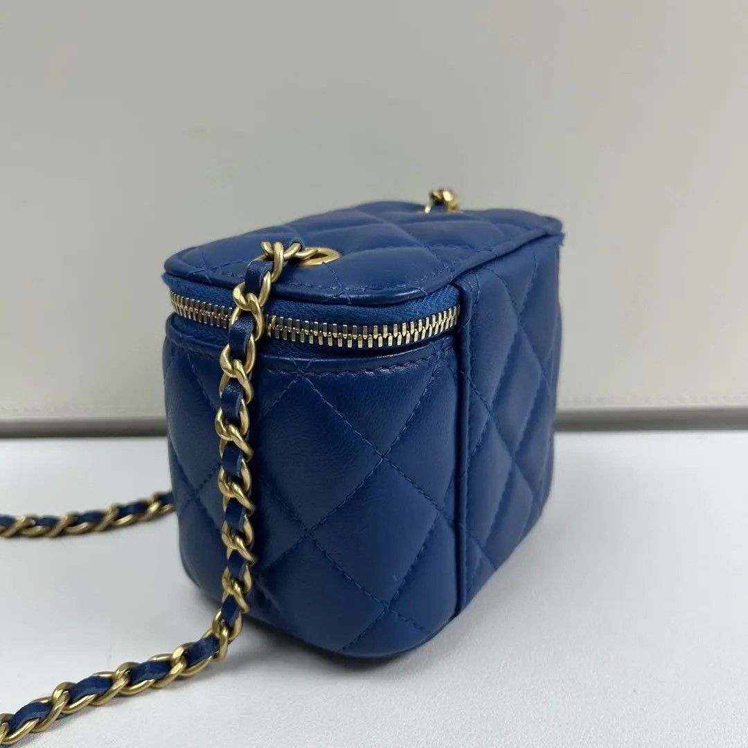 Chanel Pre-loved Bag Very good condition Size ONE SIZE - 3 Thumbnail