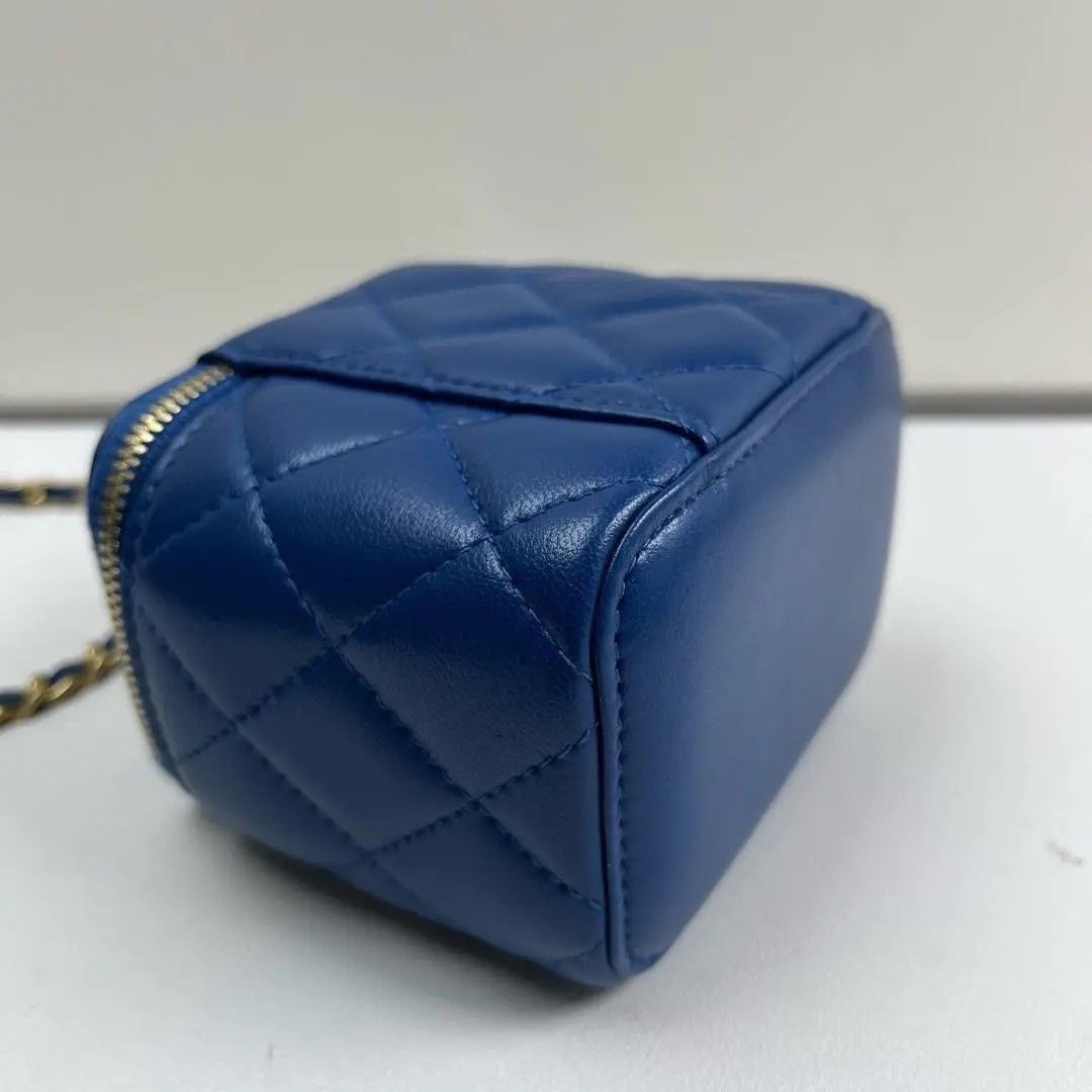 Chanel Pre-loved Bag Very good condition Size ONE SIZE - 5 Thumbnail