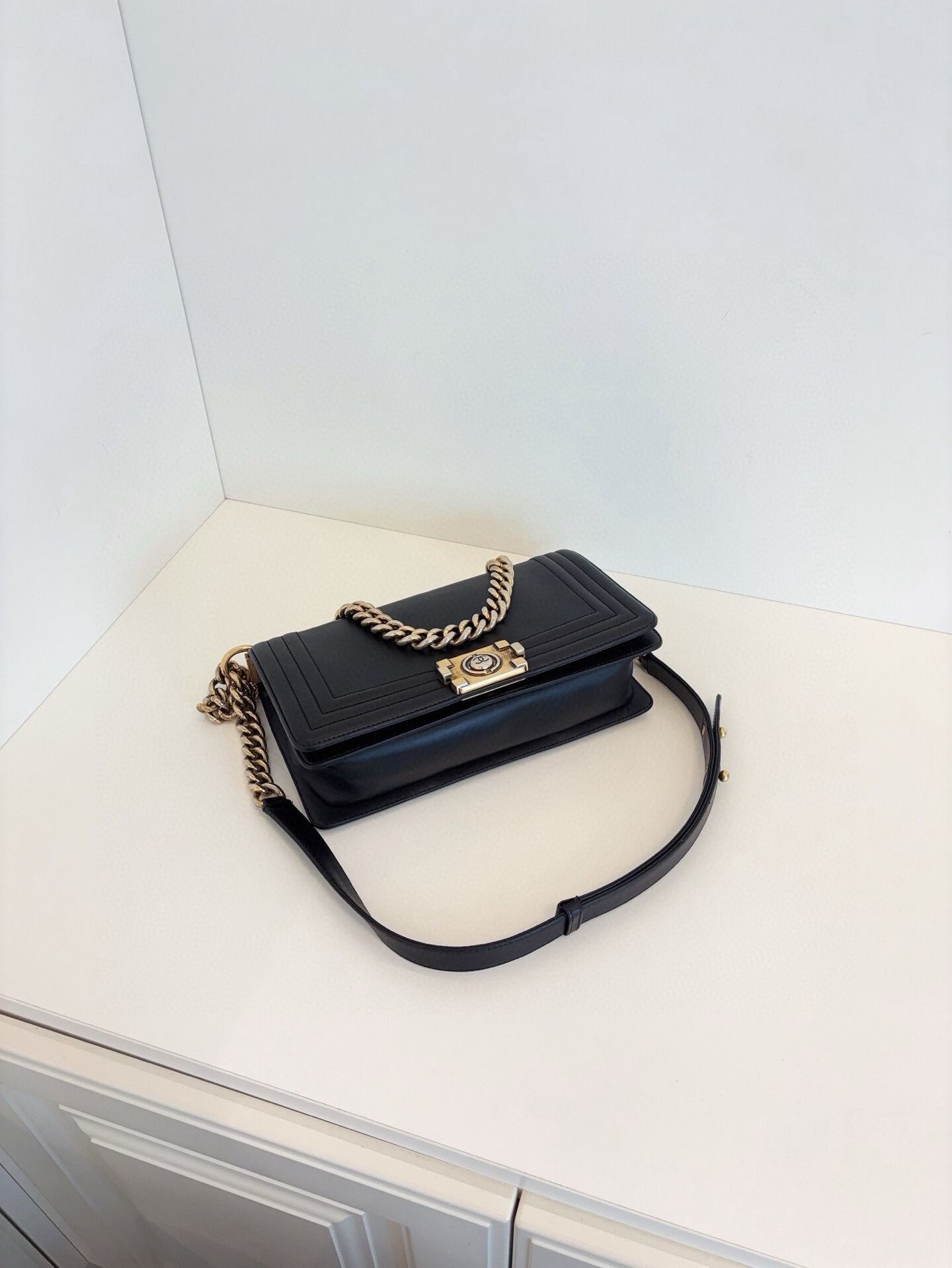 Chanel Pre-loved Bag Very good condition Size ONE SIZE - 7 Thumbnail