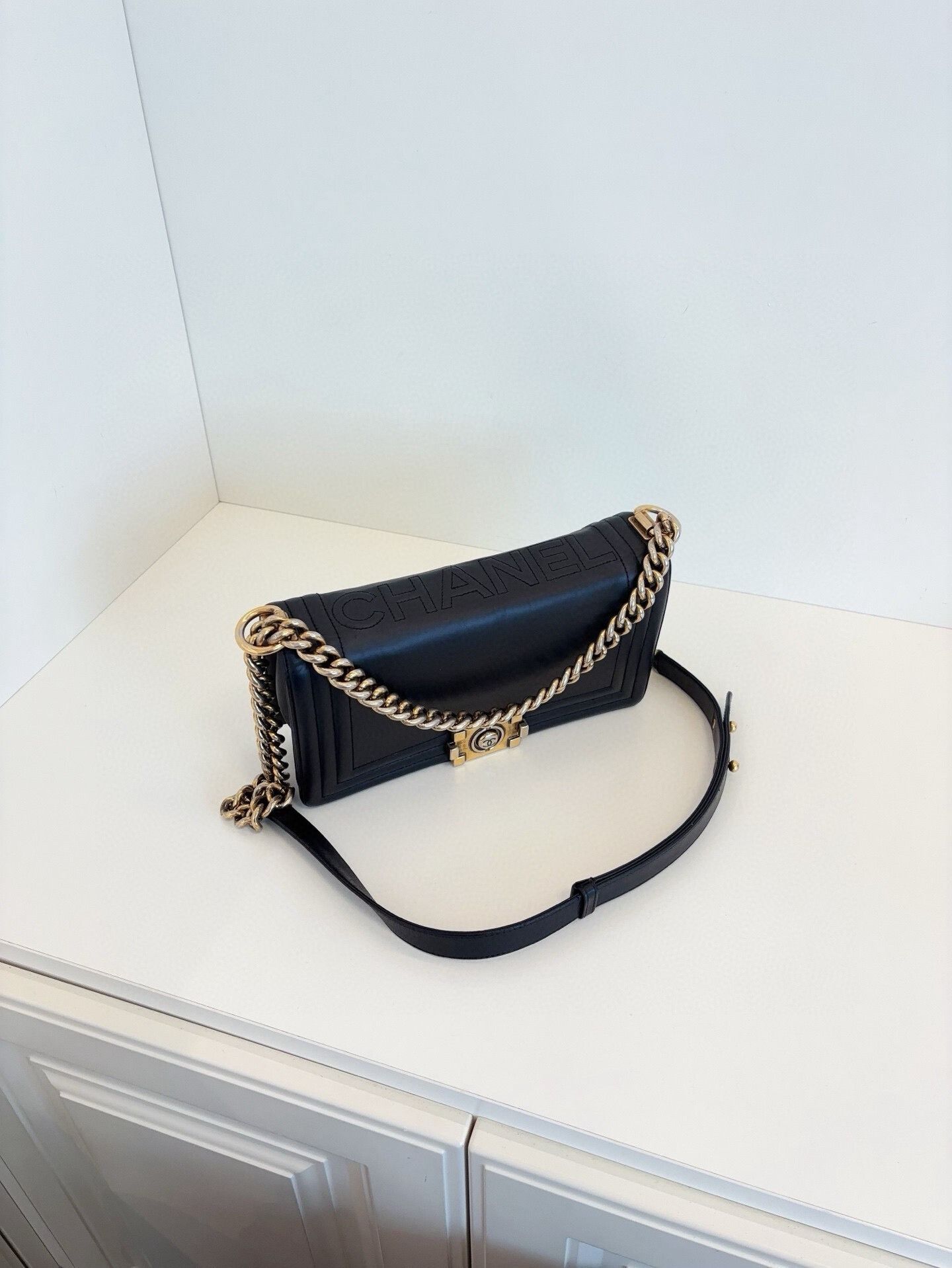 Chanel Pre-loved Bag Very good condition Size ONE SIZE - 8 Thumbnail