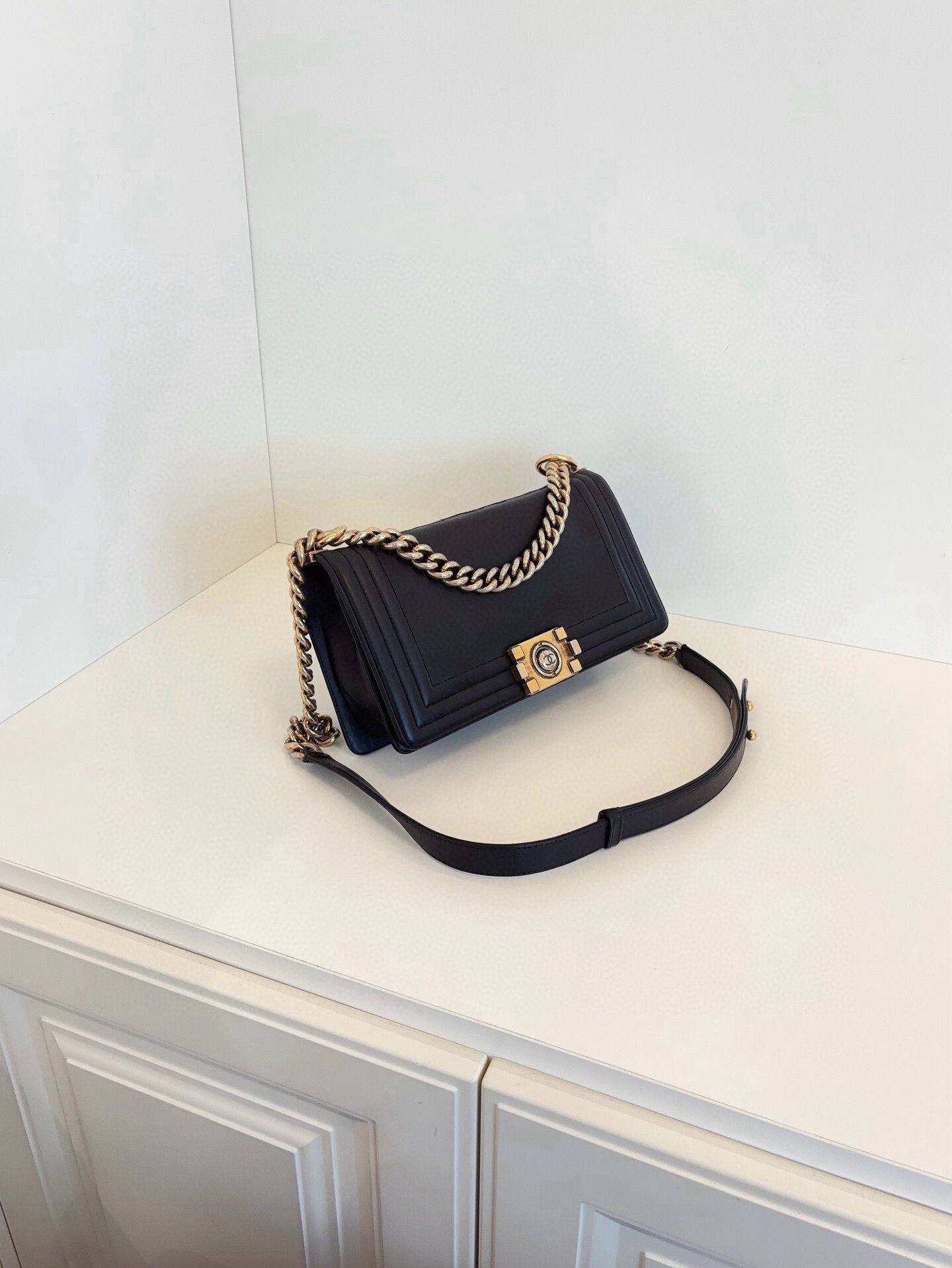 Chanel Pre-loved Bag Very good condition Size ONE SIZE - 3 Thumbnail