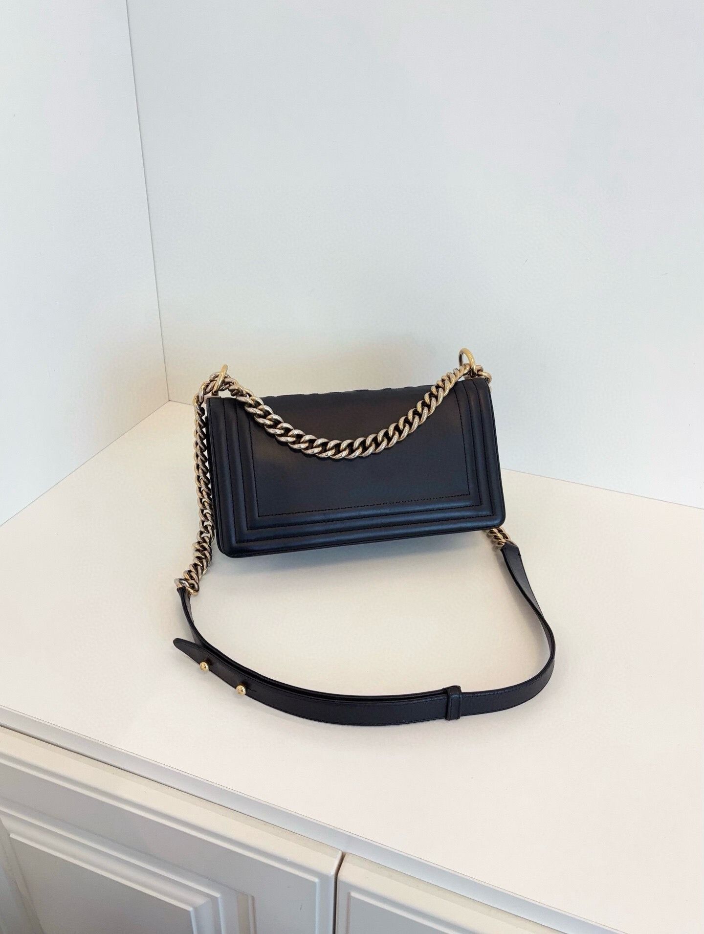 Chanel Pre-loved Bag Very good condition Size ONE SIZE - 4 Thumbnail