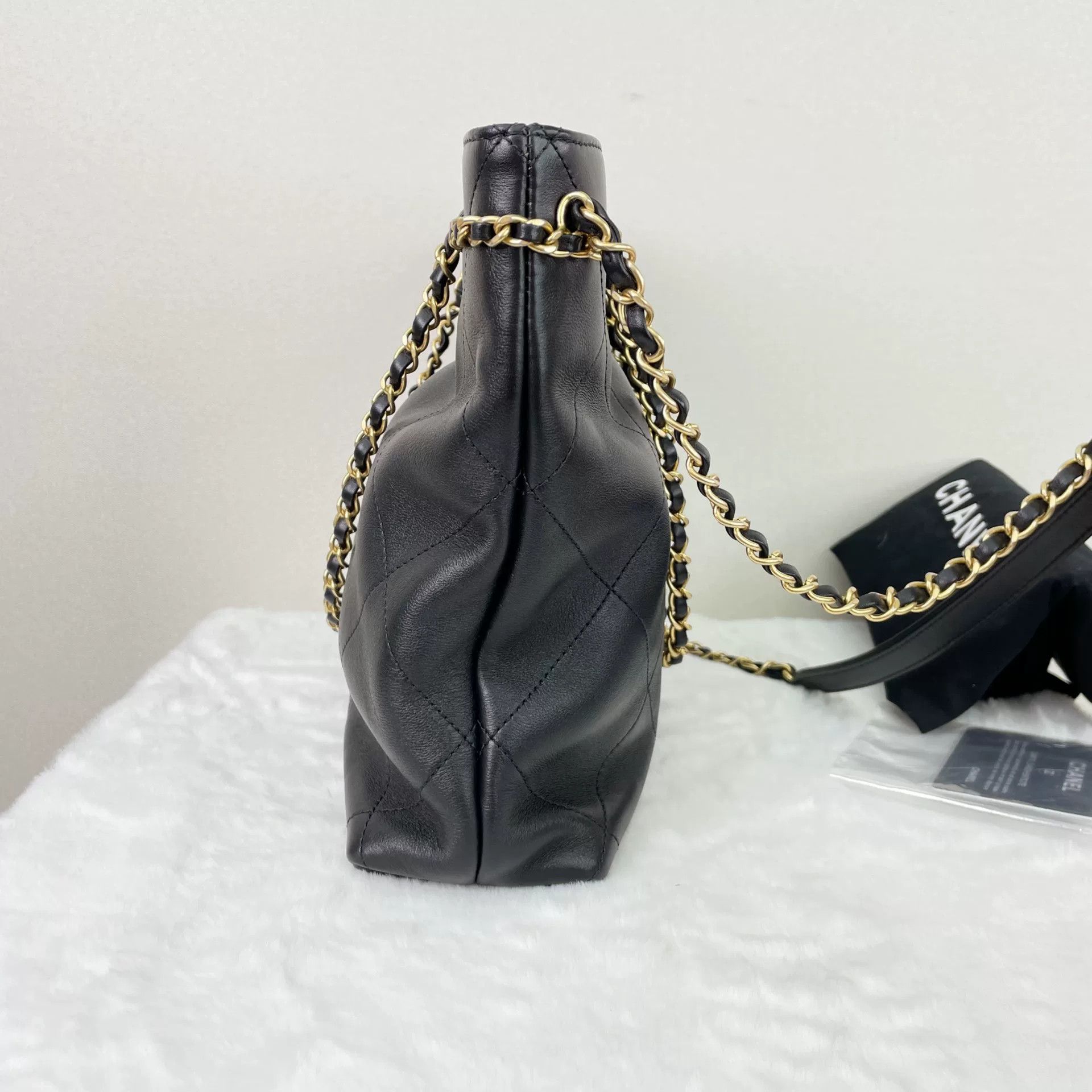Chanel Pre-loved Bag Very good condition Size ONE SIZE - 3 Thumbnail
