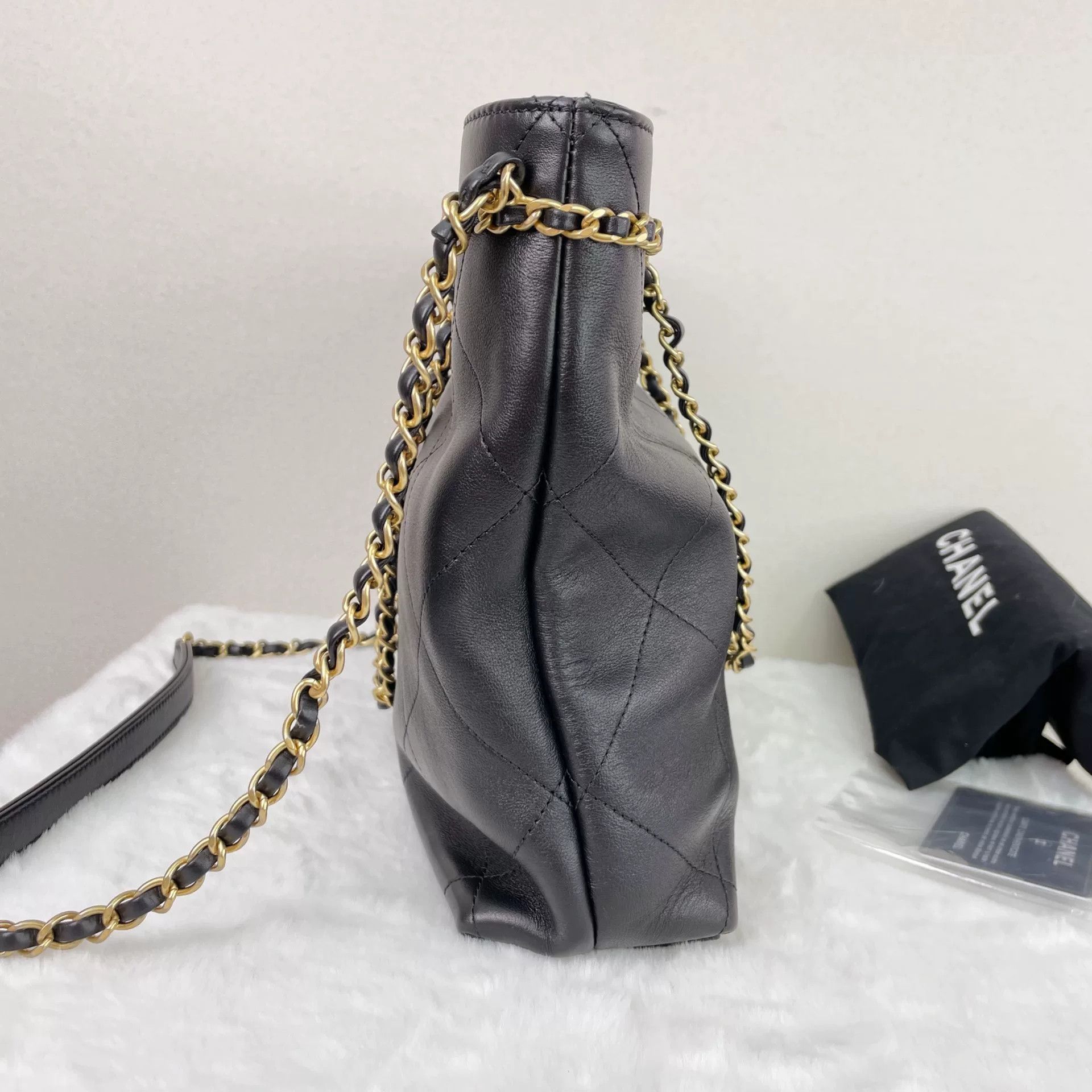 Chanel Pre-loved Bag Very good condition Size ONE SIZE - 4 Thumbnail