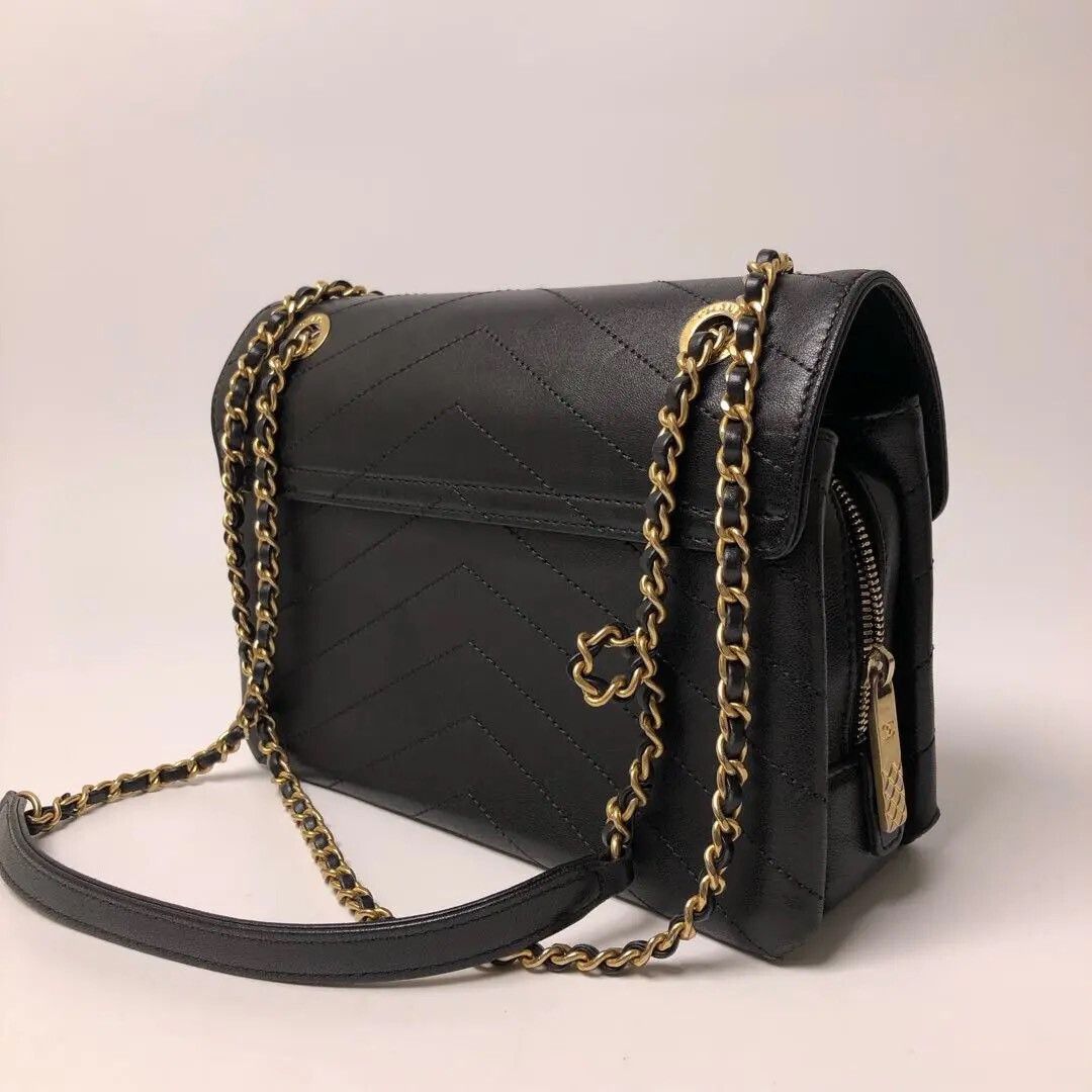 Chanel Pre-loved Bag Very good condition Size ONE SIZE - 3 Thumbnail