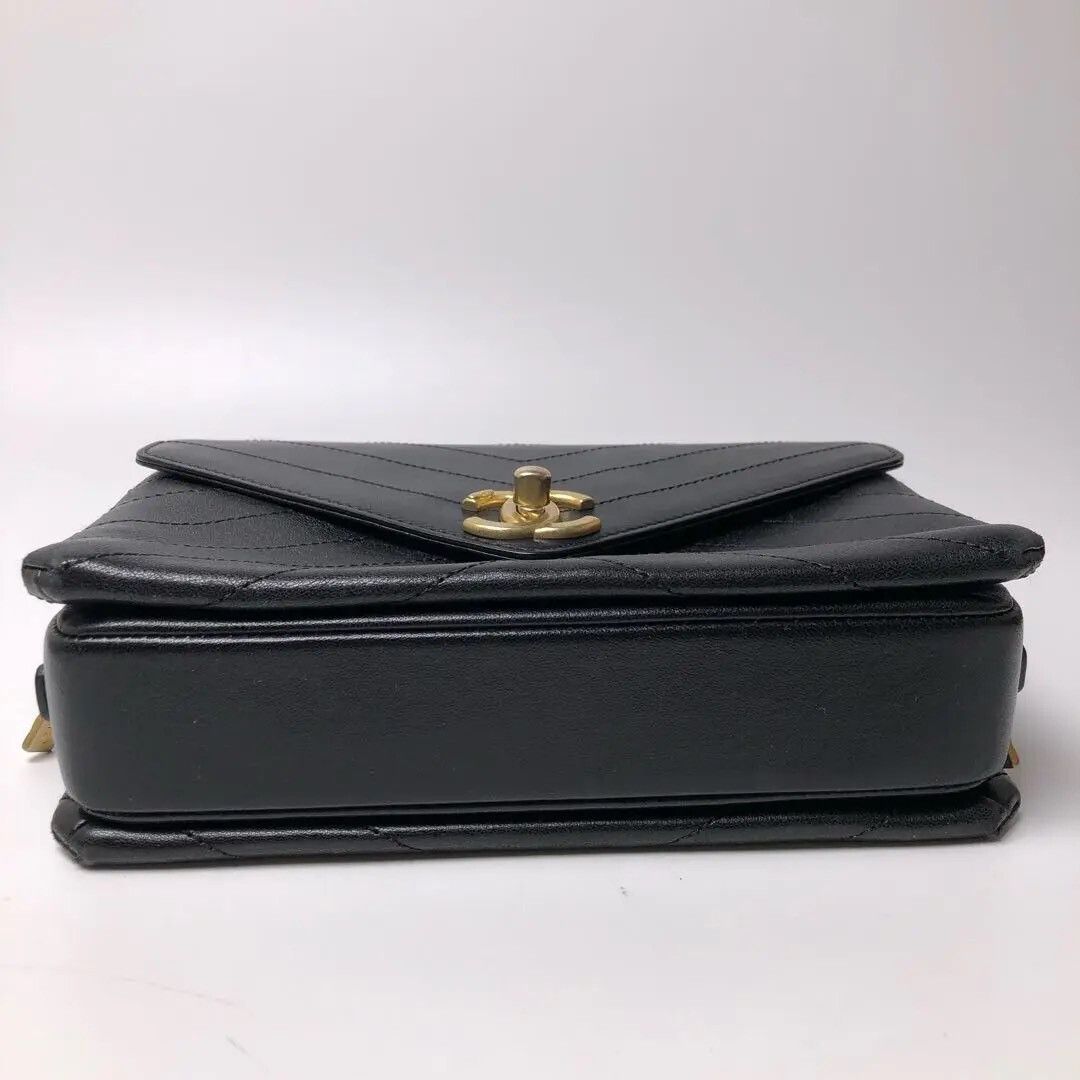 Chanel Pre-loved Bag Very good condition Size ONE SIZE - 7 Thumbnail