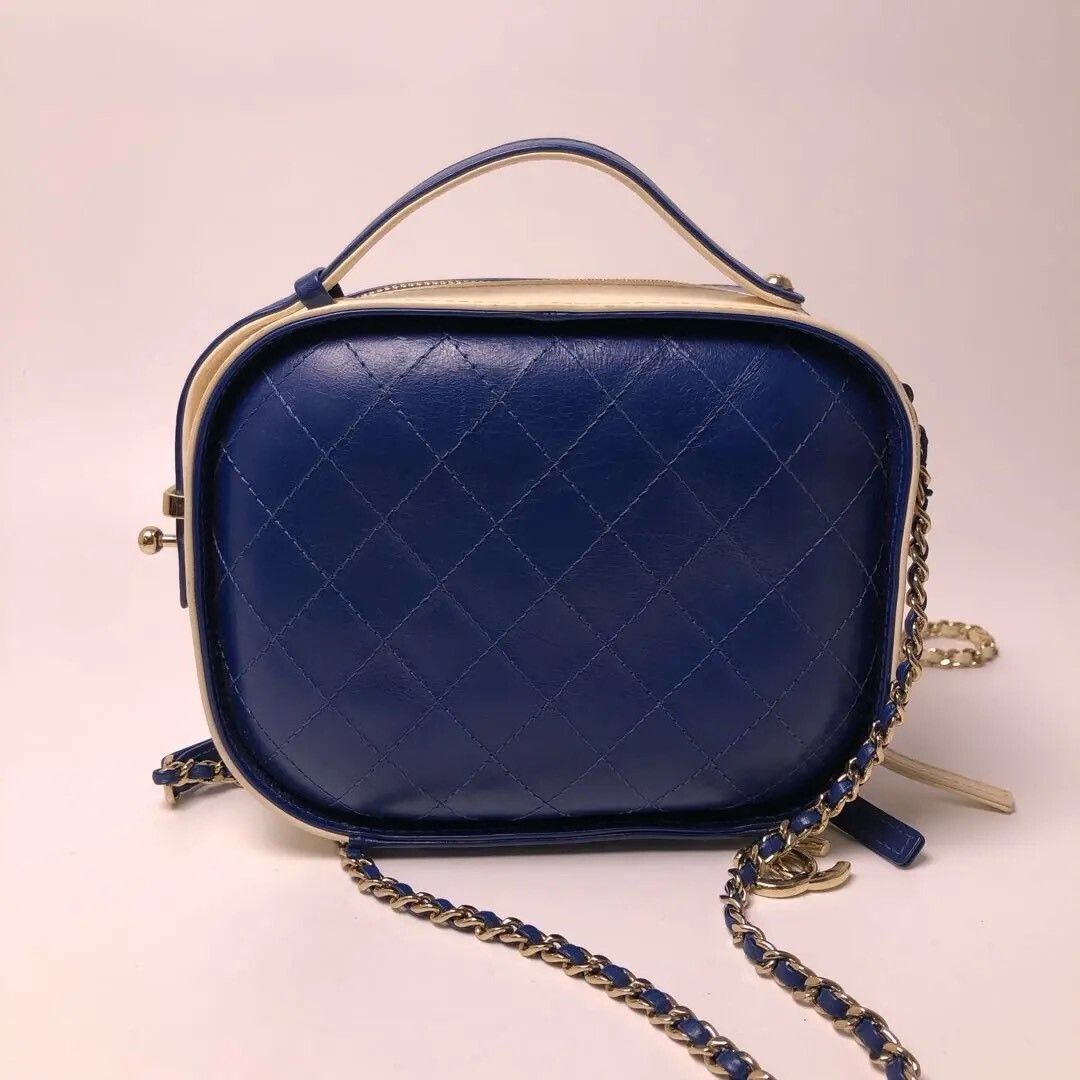 Chanel Pre-loved Bag Very good condition Size ONE SIZE - 4 Thumbnail