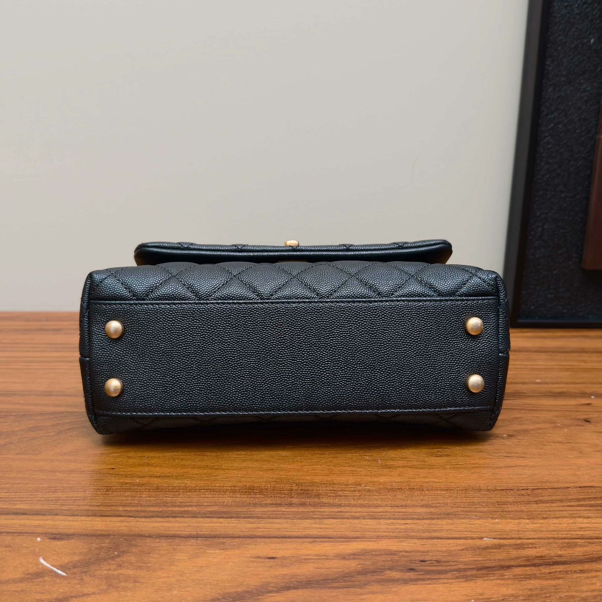 Chanel Pre-loved Bag Very good condition Size ONE SIZE - 5 Thumbnail