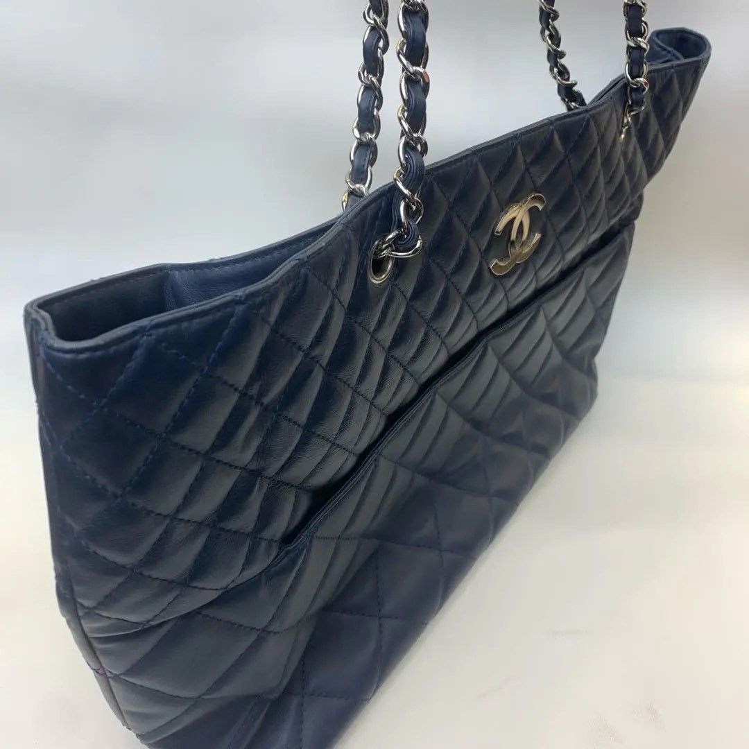 Chanel Pre-loved Bag Very good condition Size ONE SIZE - 2 Thumbnail