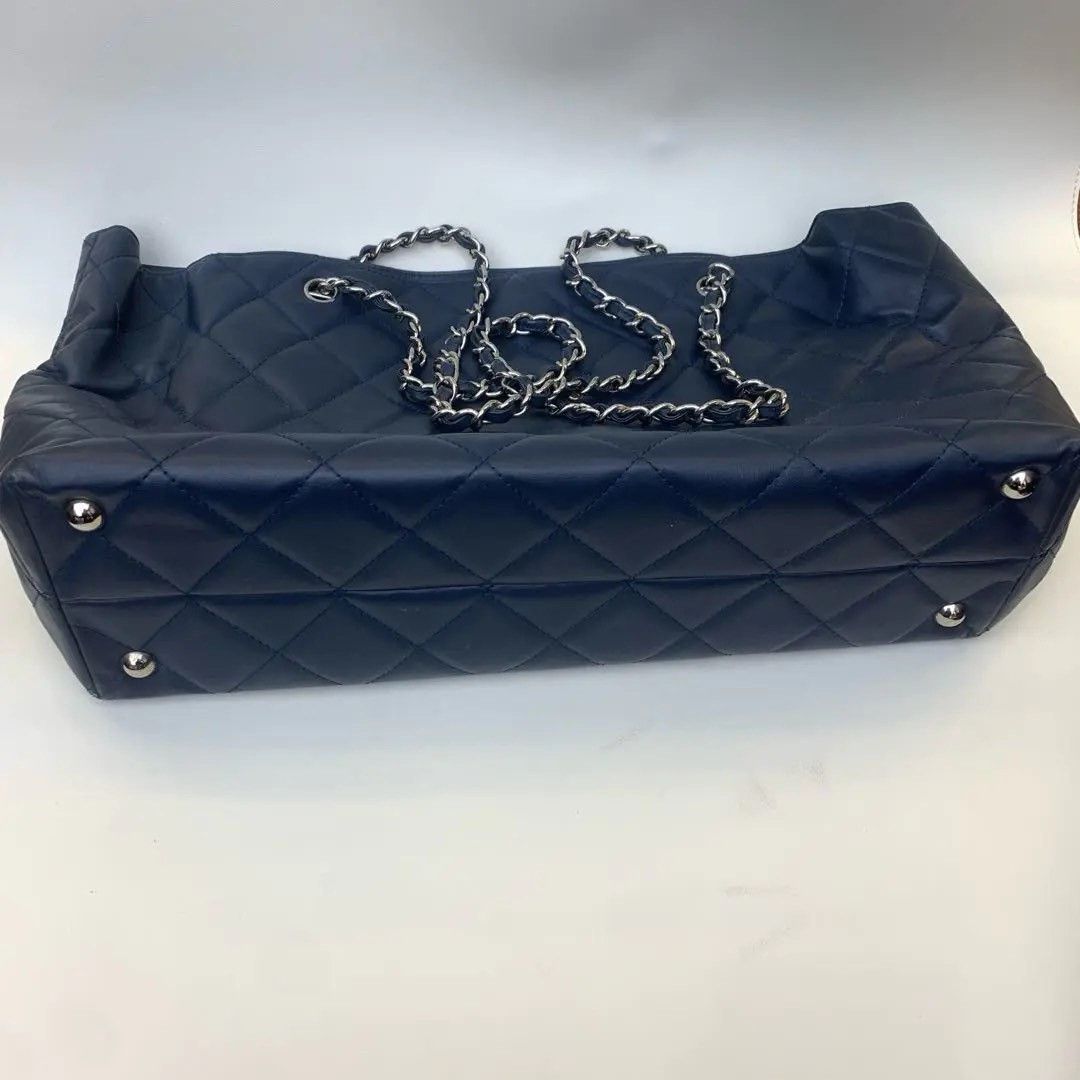 Chanel Pre-loved Bag Very good condition Size ONE SIZE - 5 Thumbnail