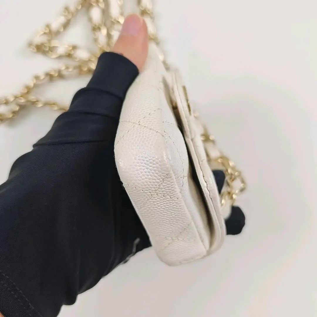 Chanel Pre-loved Bag Very good condition Size ONE SIZE - 6 Thumbnail