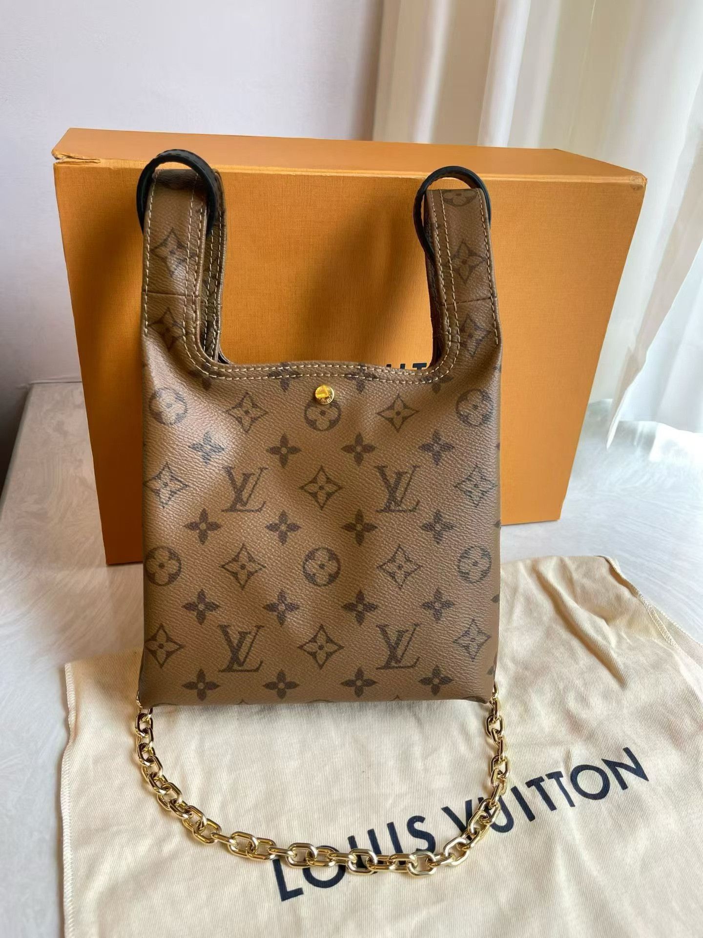 Louis Vuitton Pre-loved Bag Very good condition Size ONE SIZE - 5 Thumbnail
