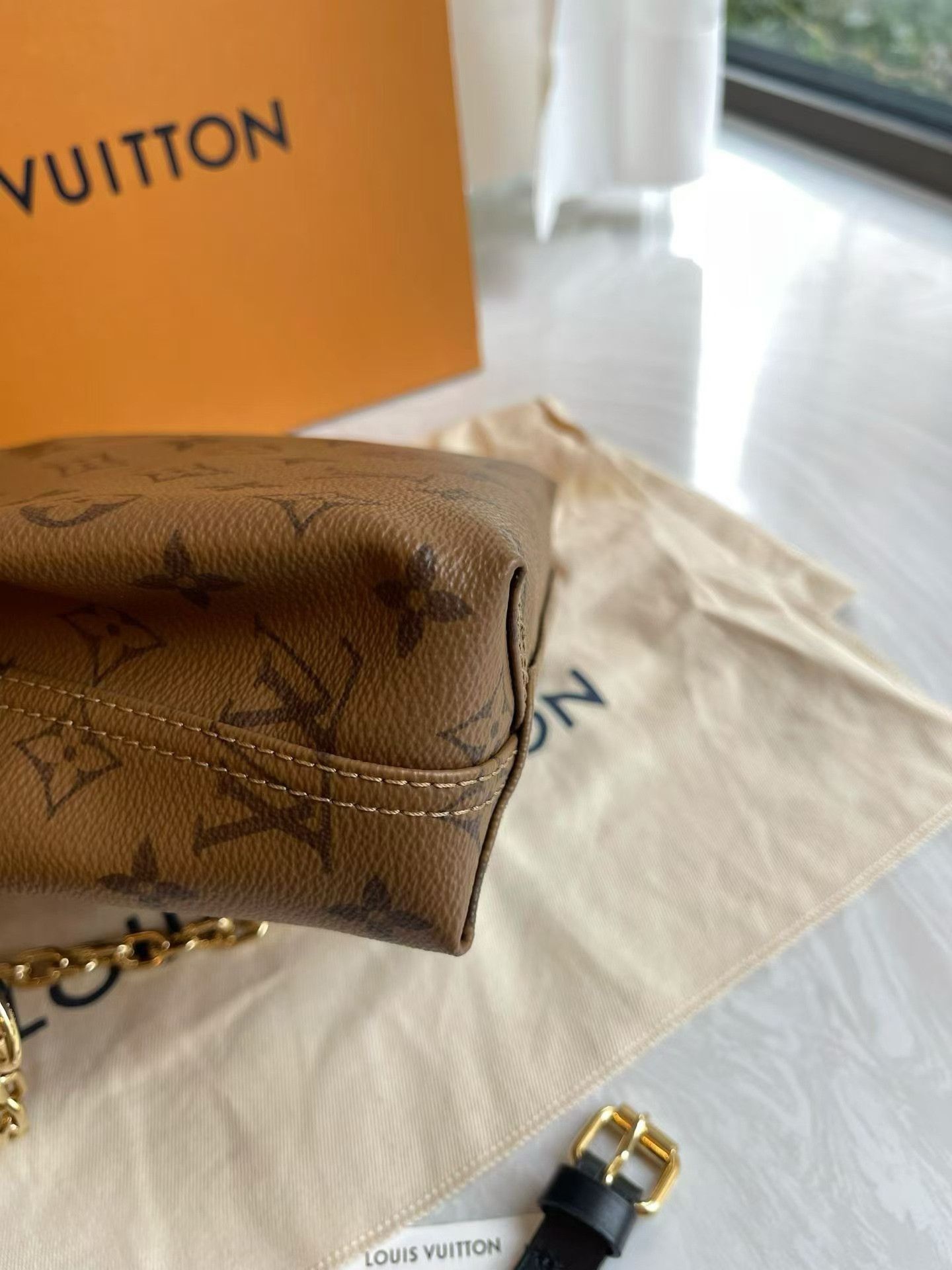 Louis Vuitton Pre-loved Bag Very good condition Size ONE SIZE - 7 Thumbnail