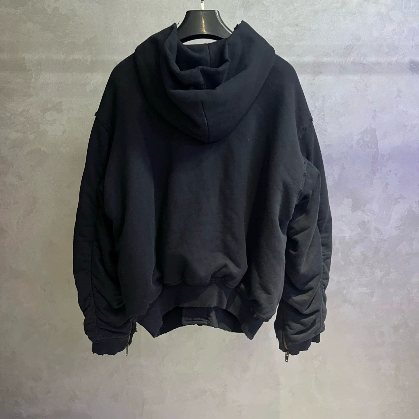 Balenciaga Balenciaga Distressed Black Hoodie S Men Size US S / EU 44-46 / 1 - 5 Thumbnail