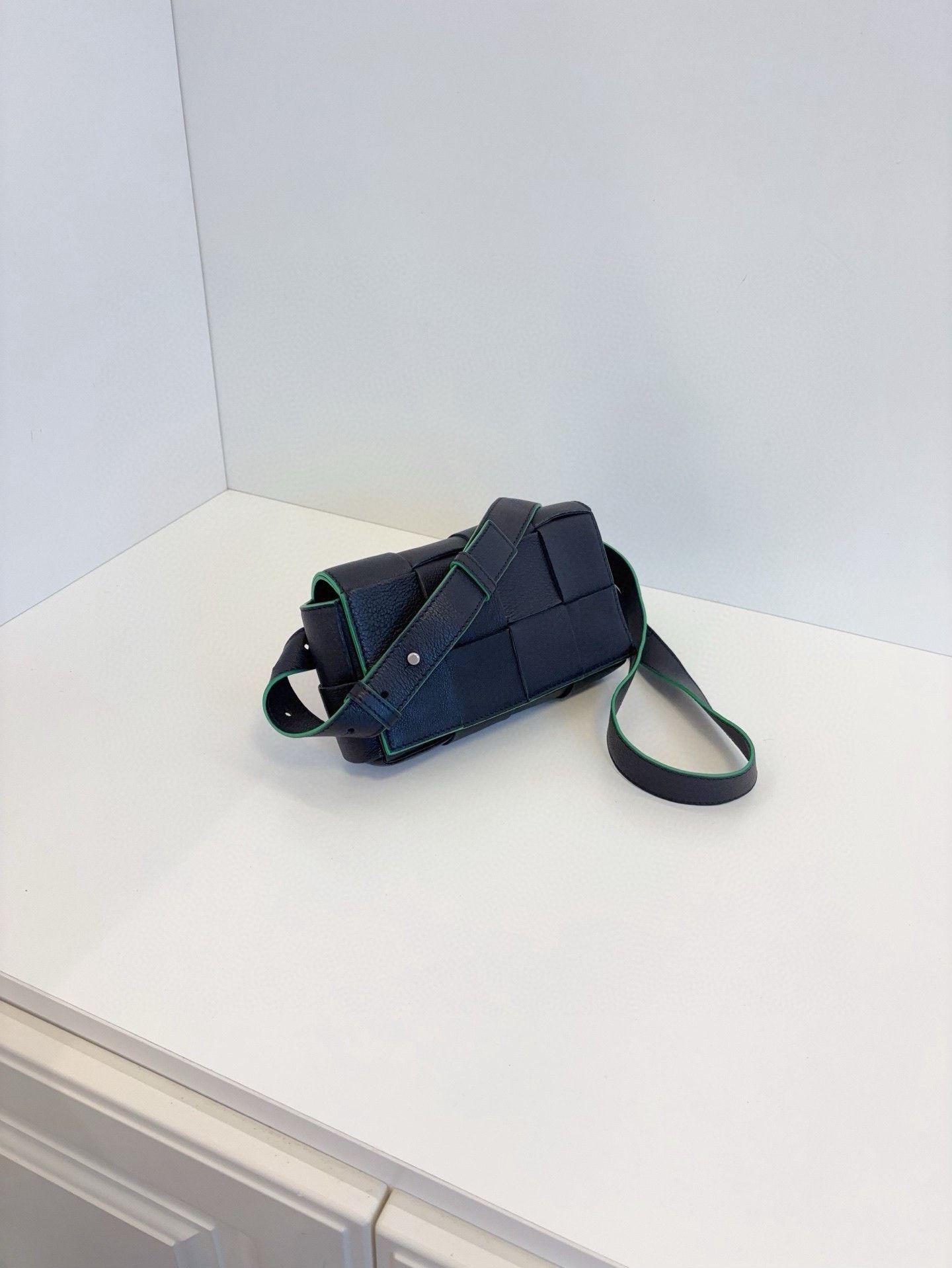 Bottega Veneta Pre-loved Bag Very good condition Size ONE SIZE - 2 Thumbnail