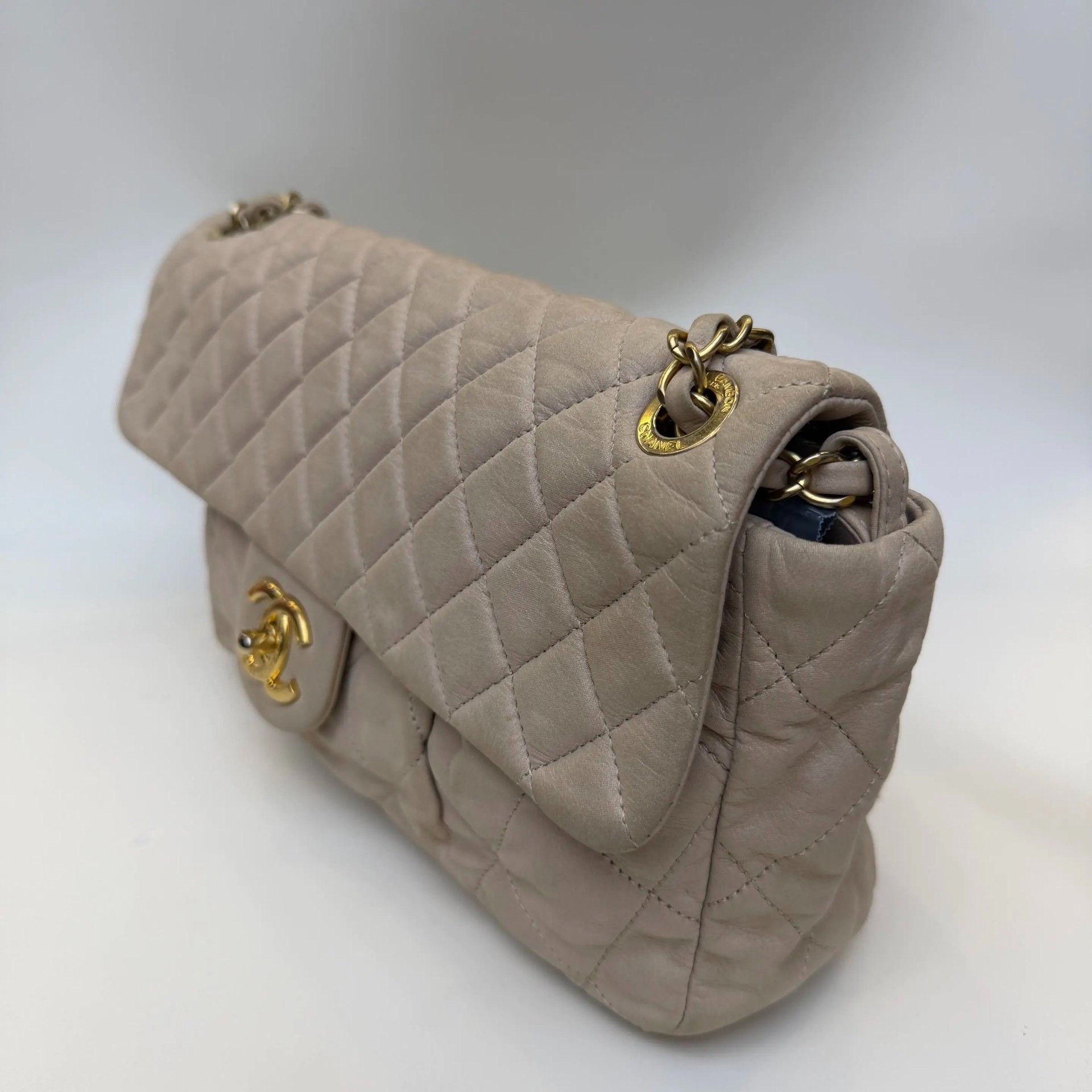 Chanel Pre-loved Bag Very good condition Size ONE SIZE - 3 Thumbnail