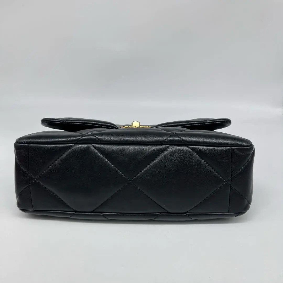Chanel Pre-loved Bag Very good condition Size ONE SIZE - 5 Thumbnail