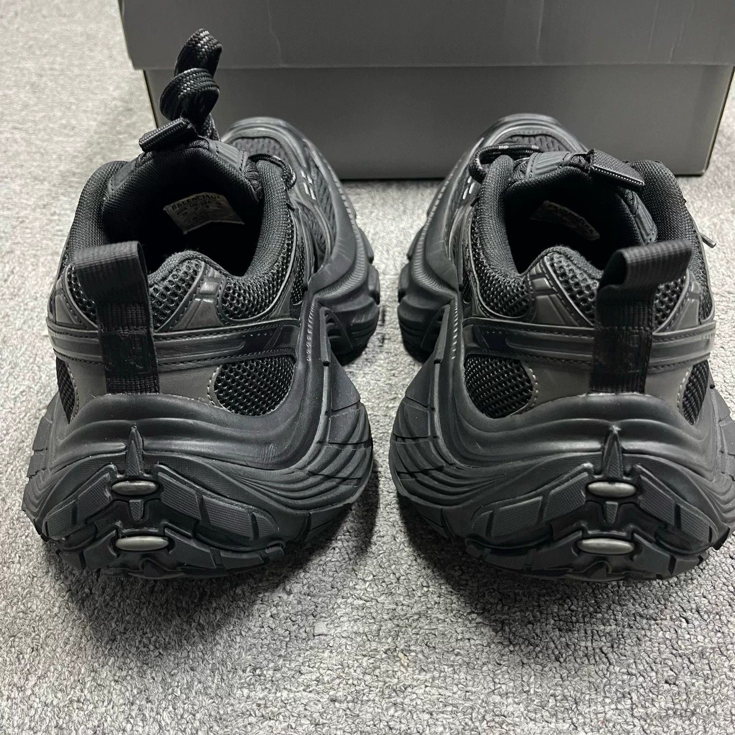 Balenciaga Balenciaga Black Lowtop Sneakers XL Women Size US 8 / IT 38 - 4 Thumbnail
