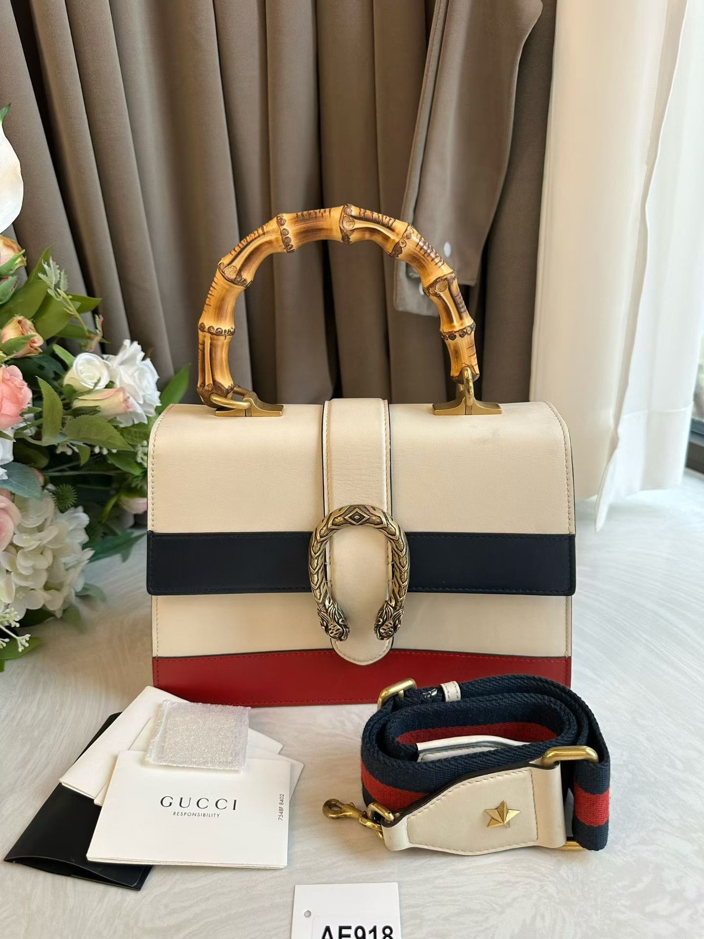 Gucci Pre-loved Bag Very good condition Size ONE SIZE - 3 Thumbnail