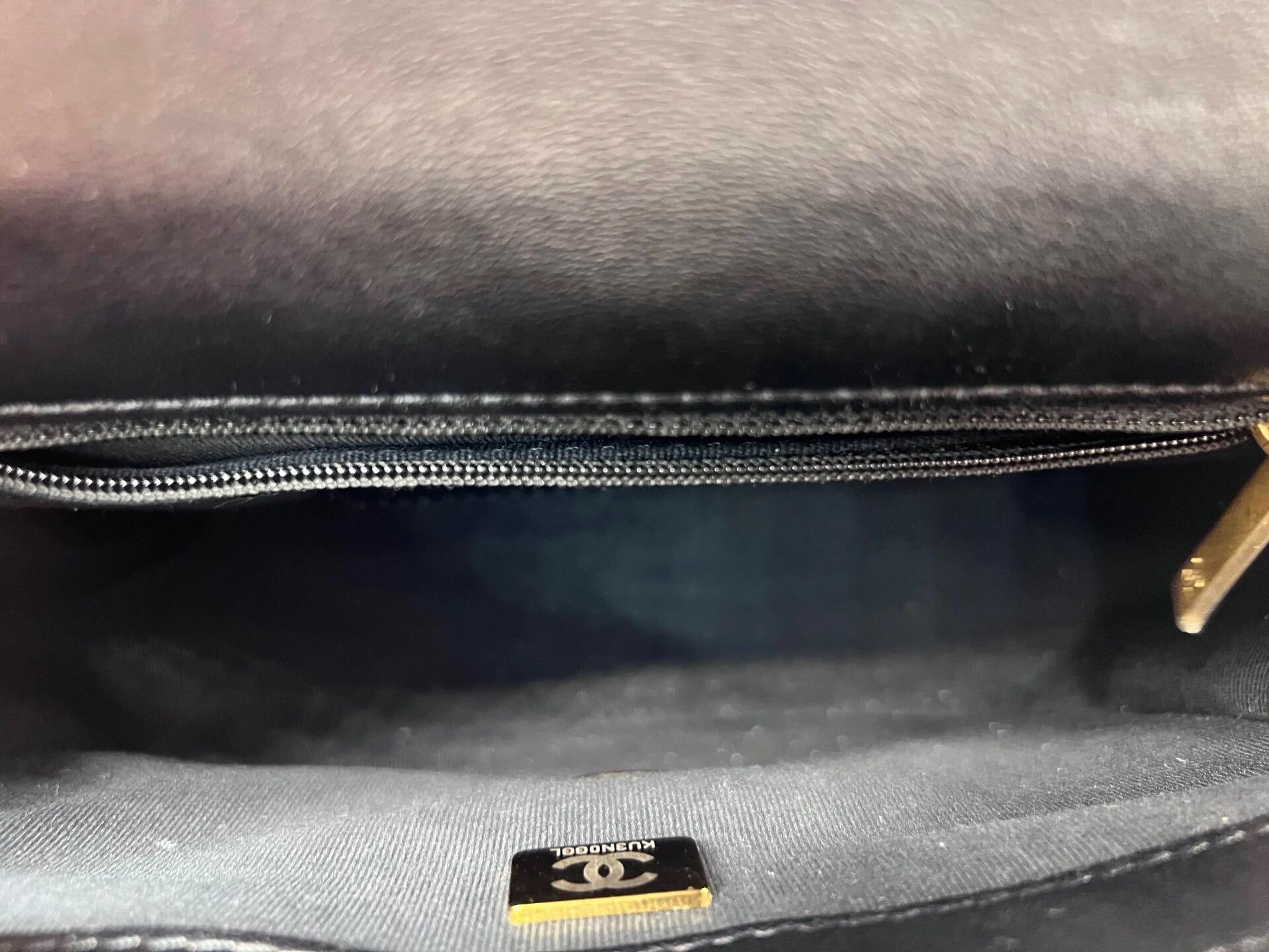 Chanel Pre-loved Bag Very good condition Size ONE SIZE - 8 Thumbnail