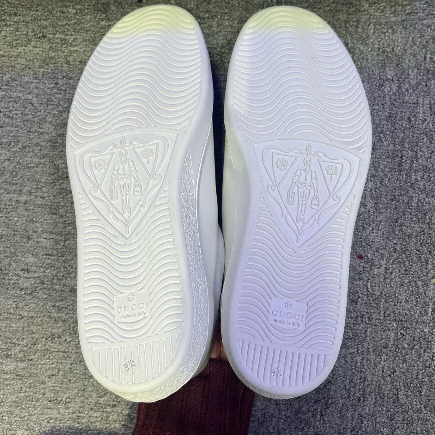 Gucci Gucci White Lowtop Sneakers 9.5 Women Size US 9.5 / IT 39.5 - 6 Thumbnail