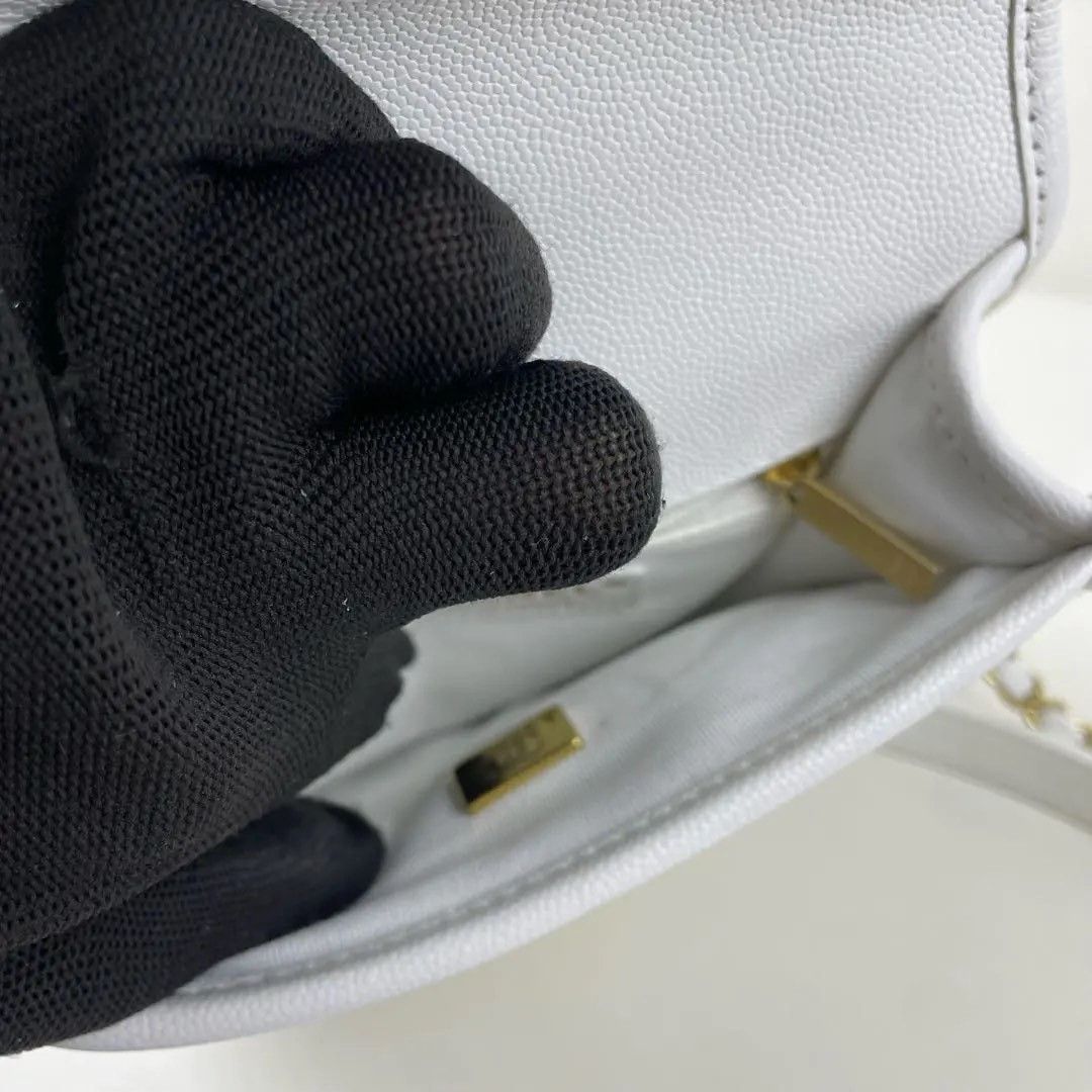 Chanel Pre-loved Bag Very good condition Size ONE SIZE - 9 Thumbnail