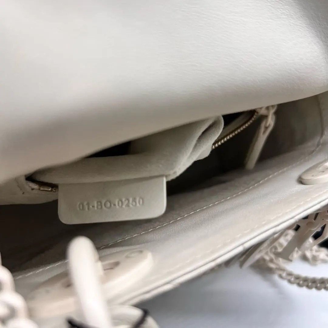 Dior Pre-loved Bag Very good condition Size ONE SIZE - 8 Thumbnail