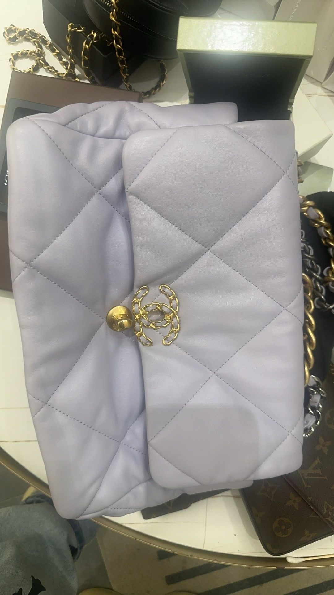 Chanel Pre-loved Bag Very good condition Size ONE SIZE - 2 Thumbnail