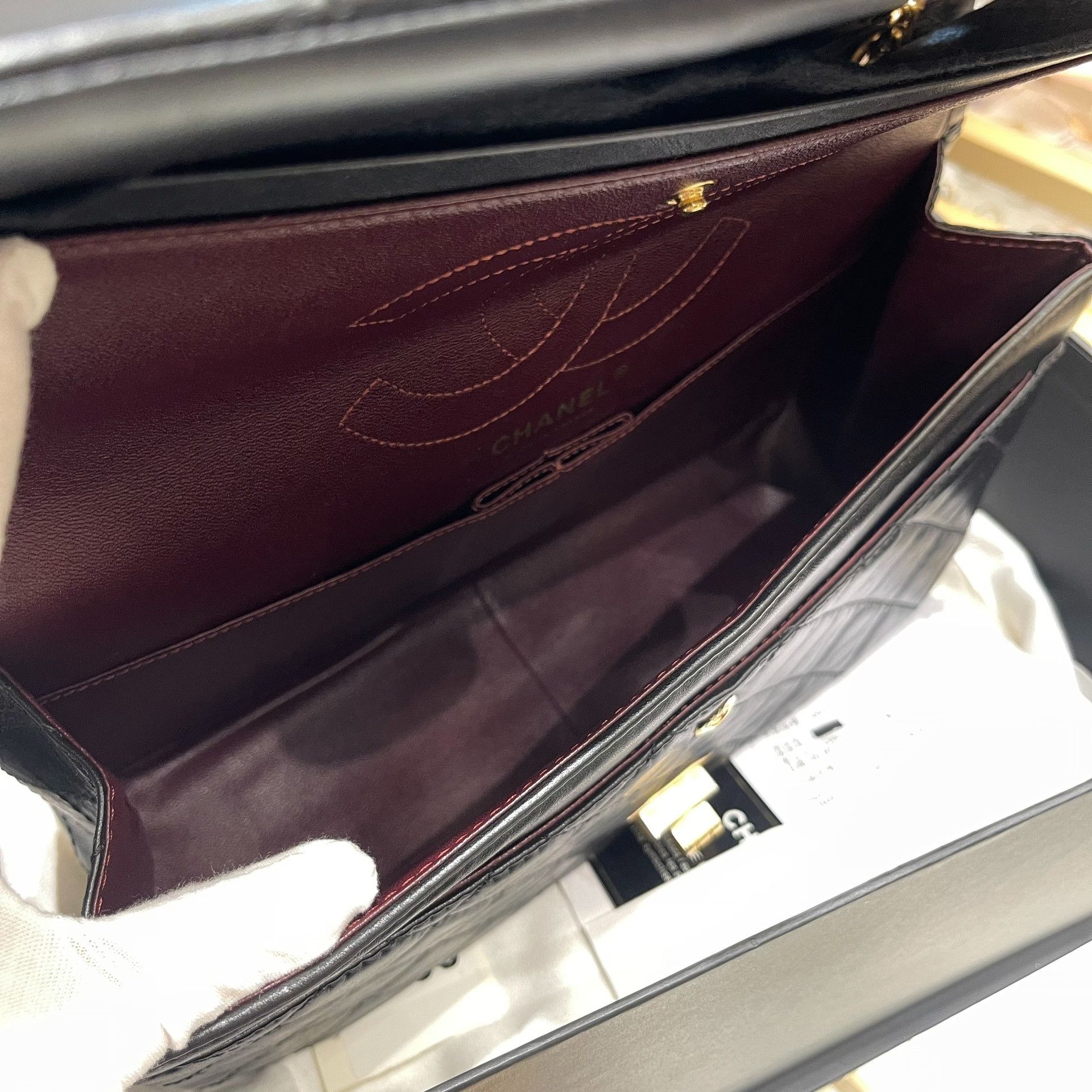 Chanel Pre-loved Bag Very good condition Size ONE SIZE - 7 Thumbnail