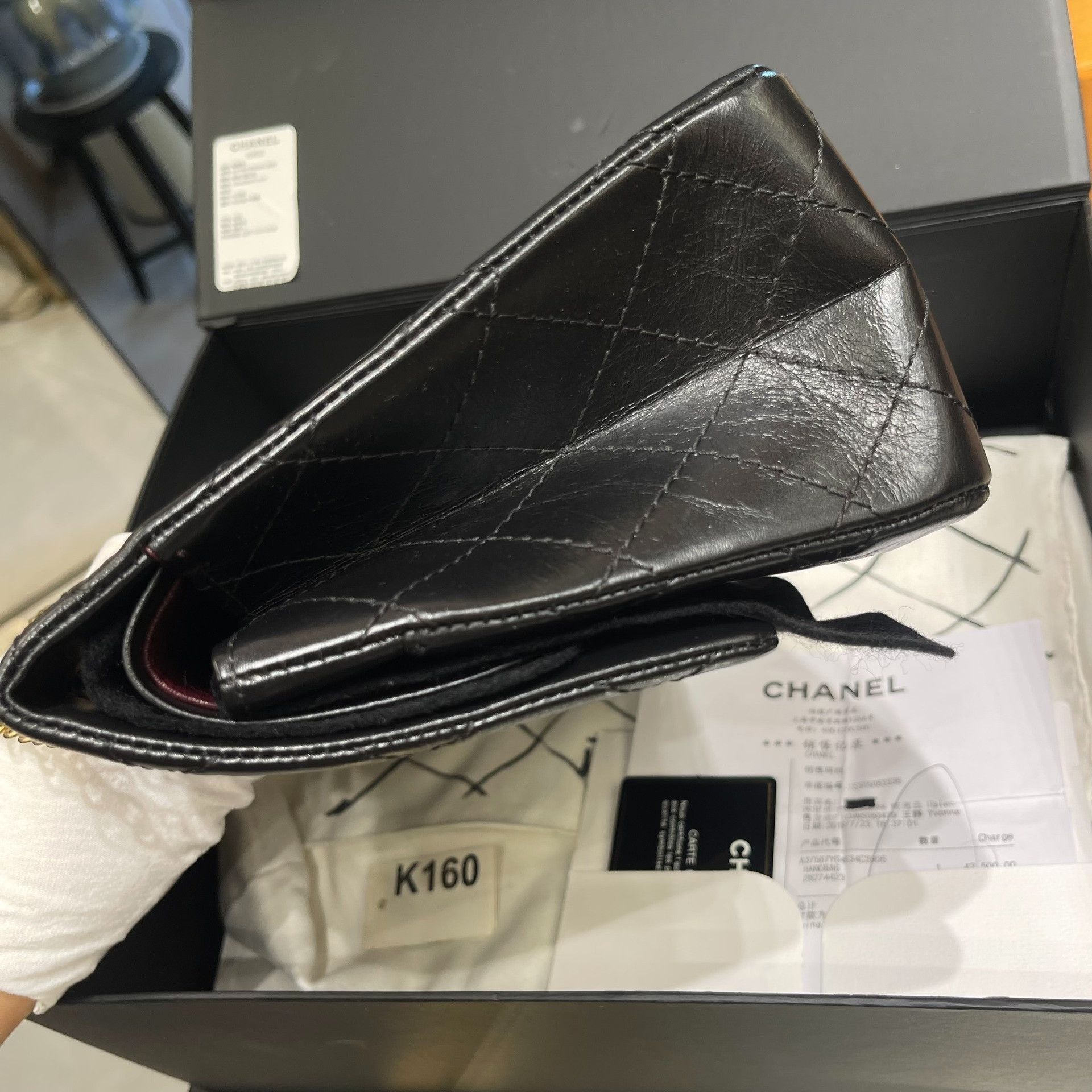 Chanel Pre-loved Bag Very good condition Size ONE SIZE - 4 Thumbnail