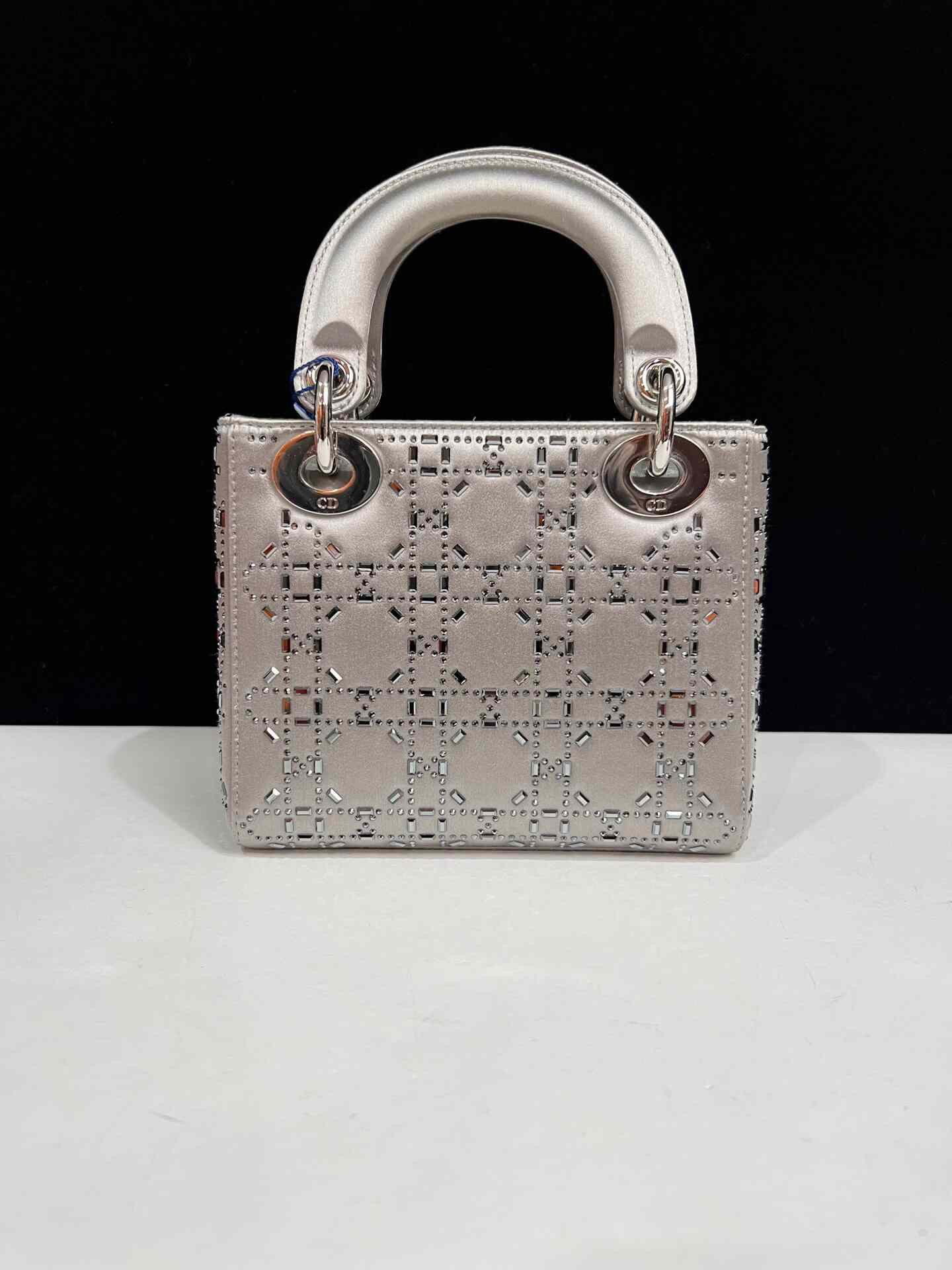 Dior Pre-loved Bag Very good condition Size ONE SIZE - 3 Thumbnail
