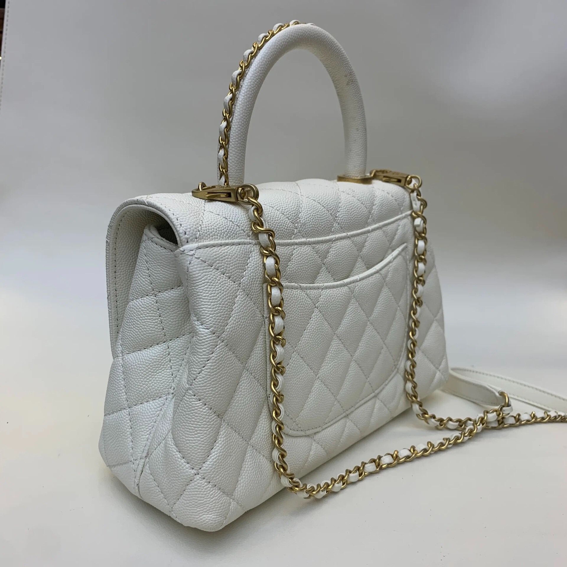 Chanel Pre-loved Bag Very good condition Size ONE SIZE - 4 Thumbnail