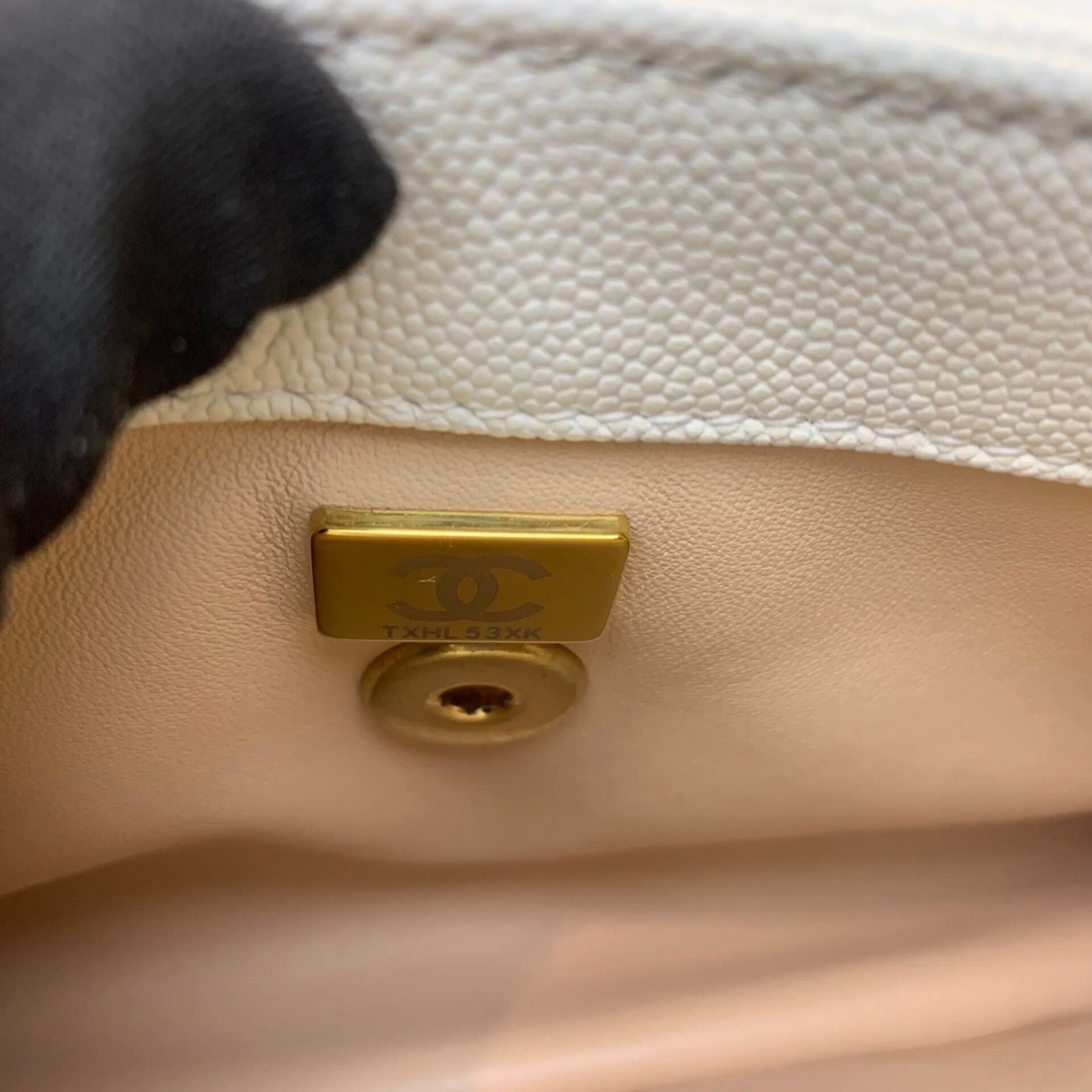 Chanel Pre-loved Bag Very good condition Size ONE SIZE - 8 Thumbnail