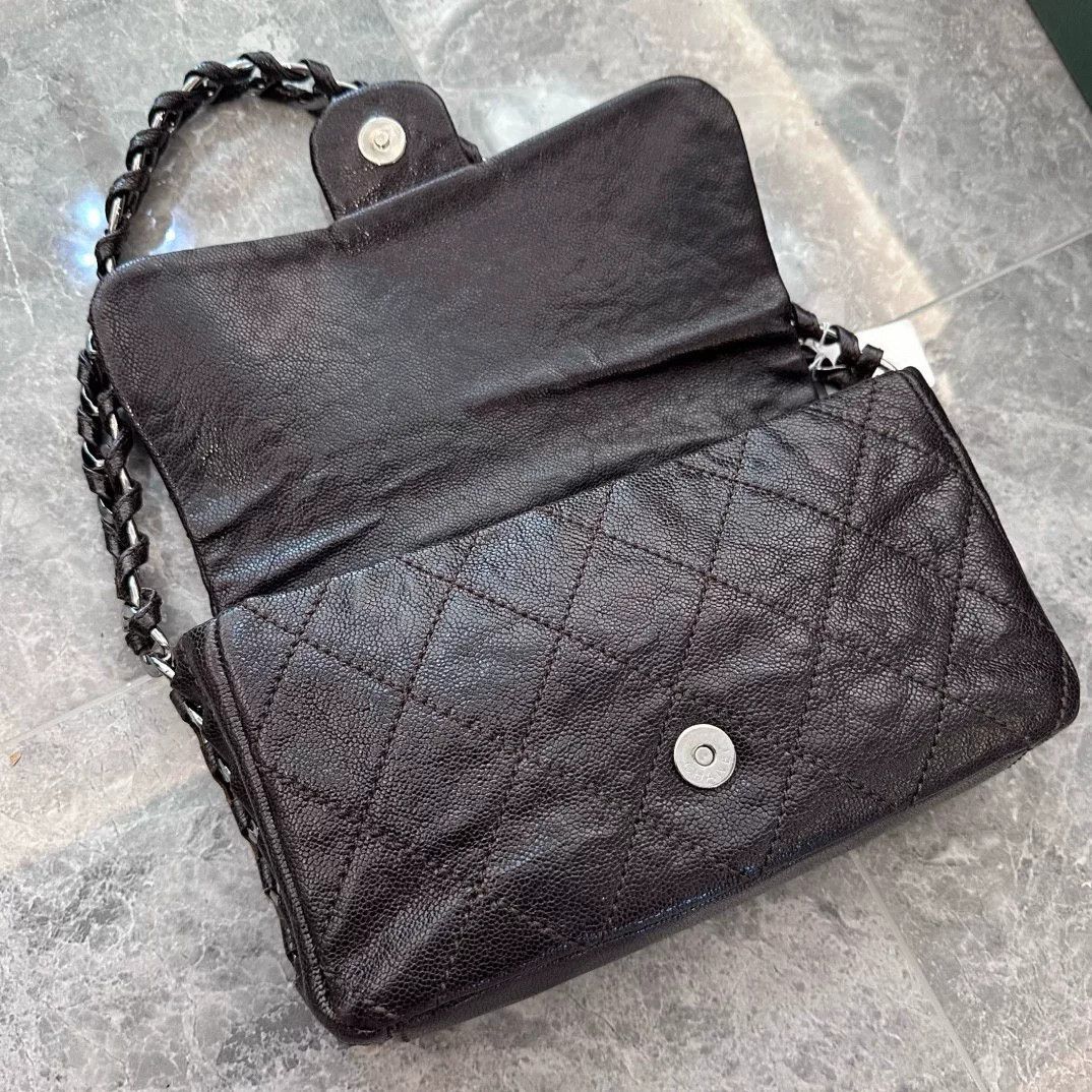Chanel Pre-loved Bag Very good condition Size ONE SIZE - 3 Thumbnail