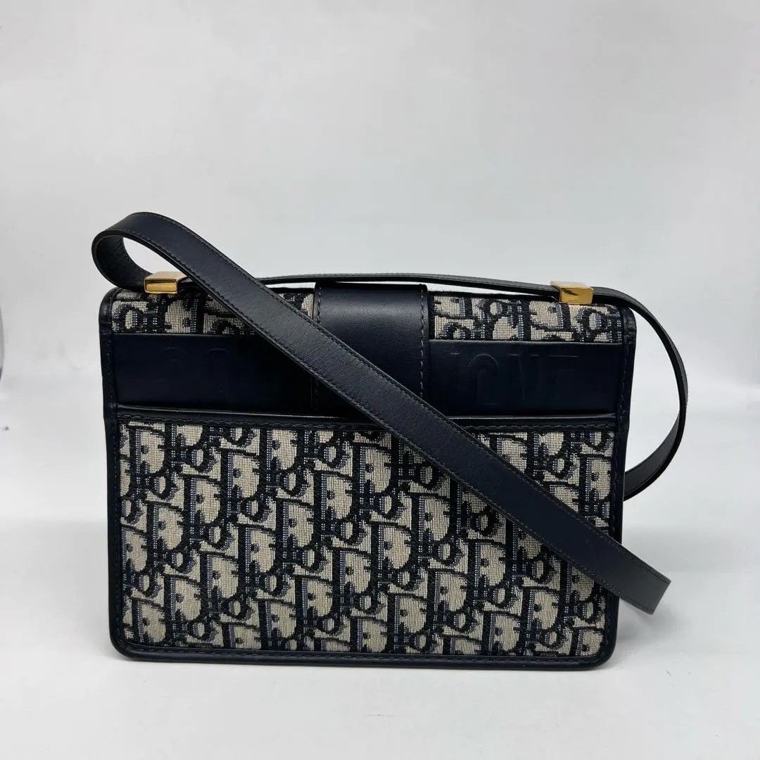 Dior Pre-loved Bag Very good condition Size ONE SIZE - 4 Thumbnail
