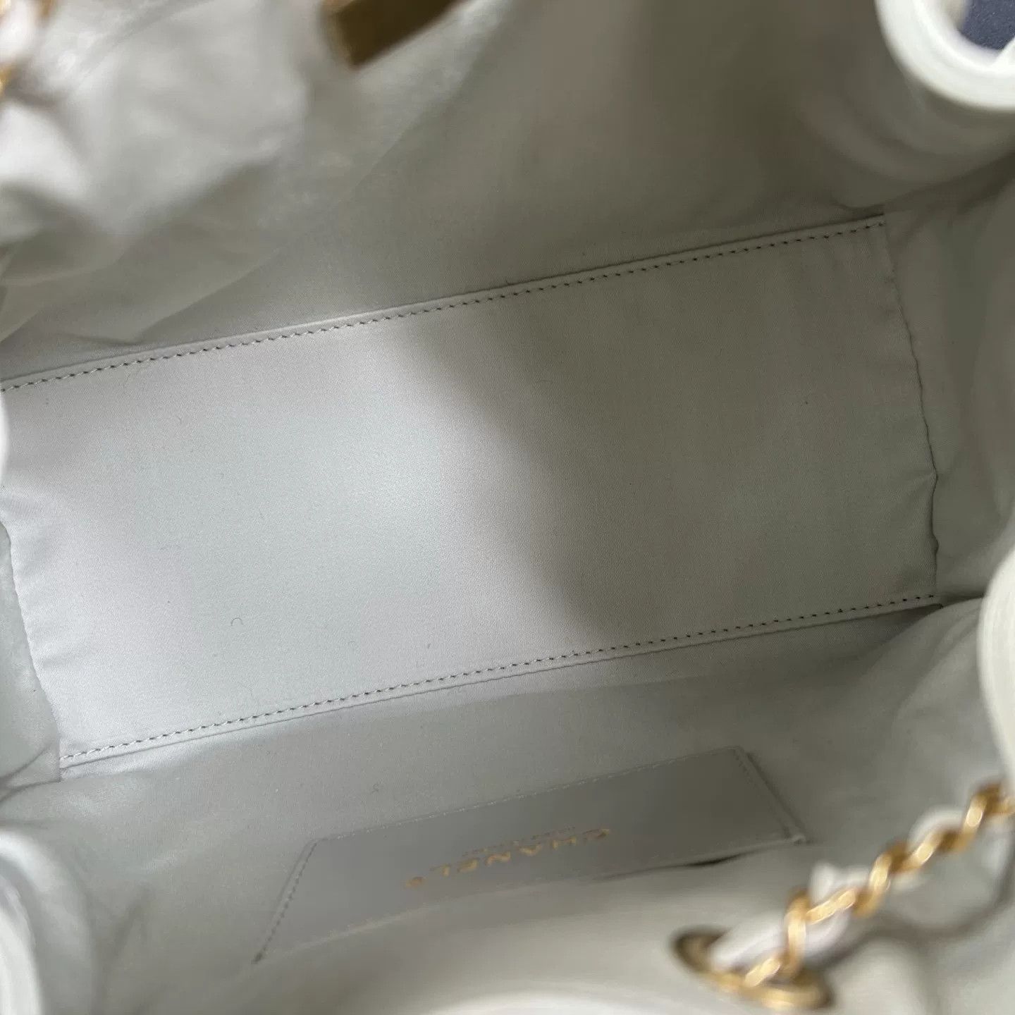 Chanel Pre-loved Bag Very good condition Size ONE SIZE - 4 Thumbnail