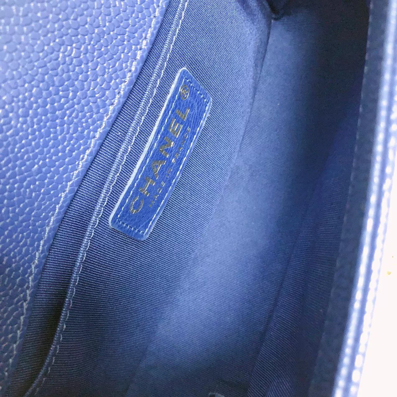 Chanel Pre-loved Bag Very good condition Size ONE SIZE - 8 Thumbnail