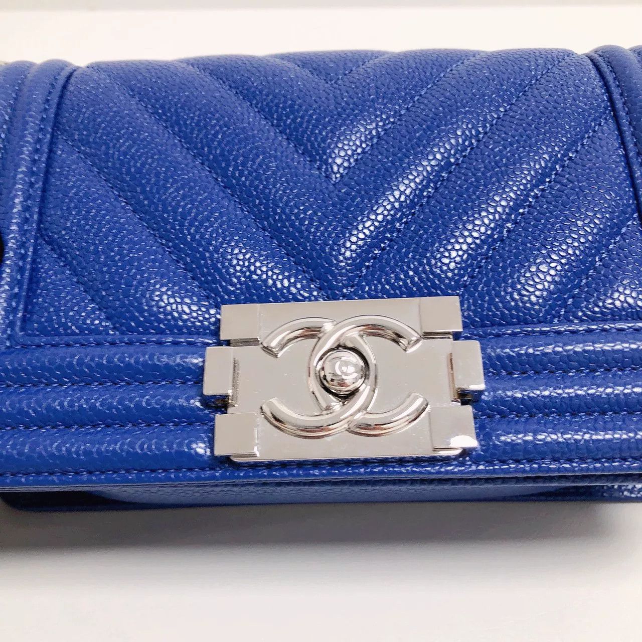 Chanel Pre-loved Bag Very good condition Size ONE SIZE - 7 Thumbnail