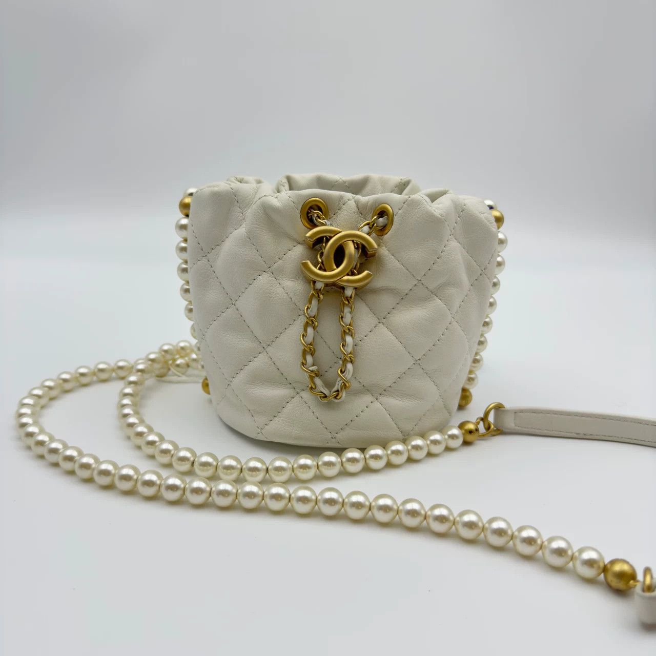 Chanel Pre-loved Bag Very good condition Size ONE SIZE - 2 Thumbnail
