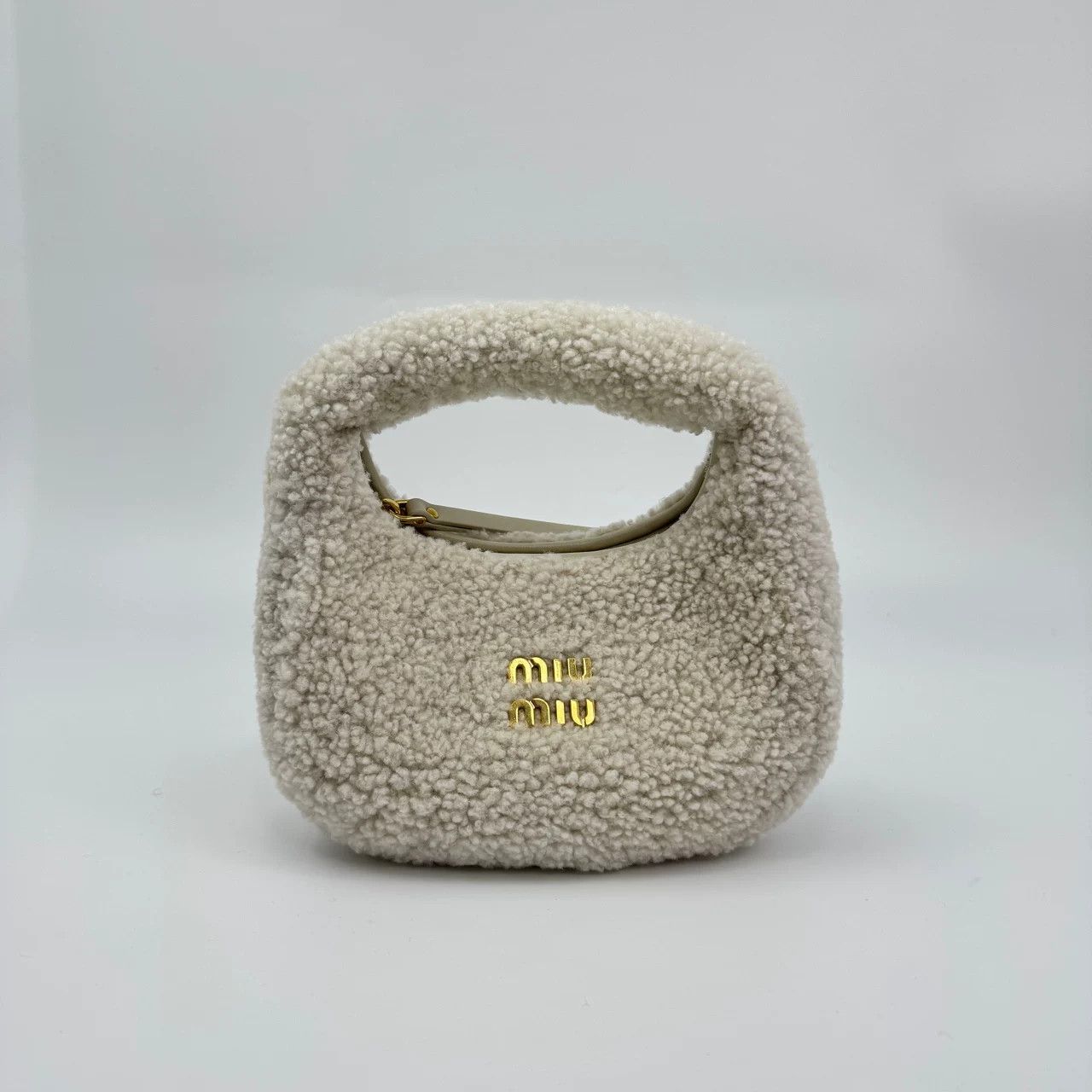 Miu Miu Pre-loved Bag Very good condition Size ONE SIZE - 4 Thumbnail