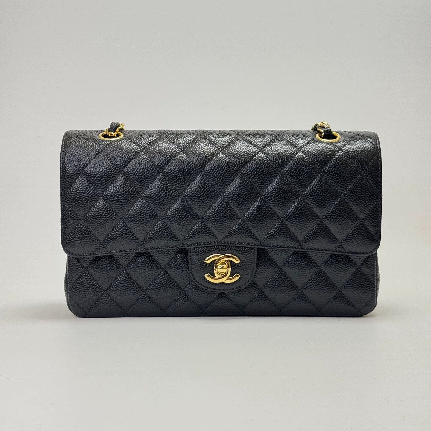 Chanel Pre-loved Bag Very good condition Size ONE SIZE - 2 Thumbnail
