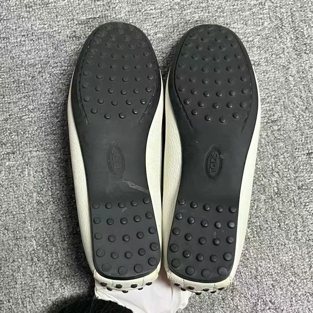 Gucci Gucci White Lowtop Sneakers S Women Size US 6 / IT 36 - 5 Thumbnail