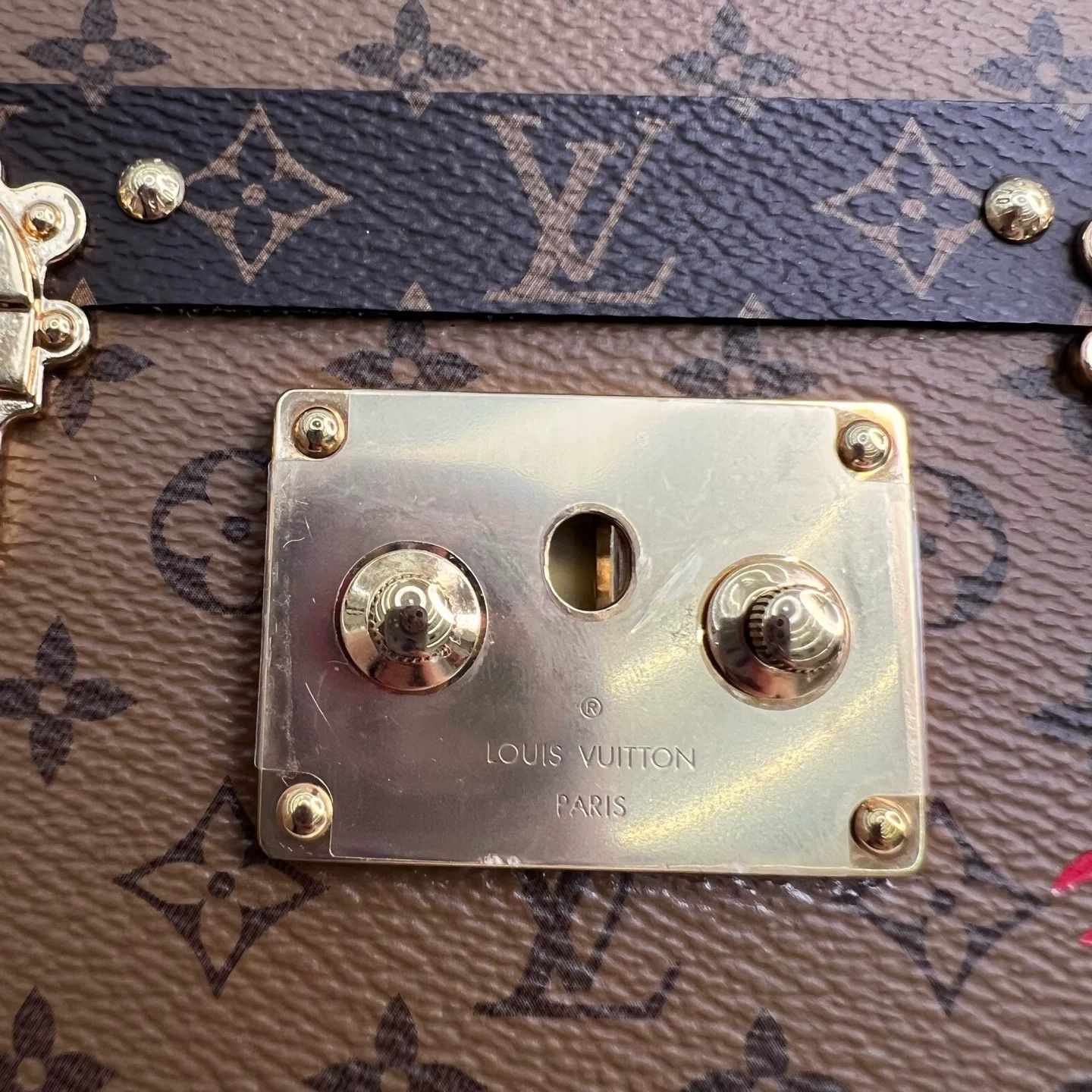 Louis Vuitton Pre-loved Bag Very good condition Size ONE SIZE - 7 Thumbnail