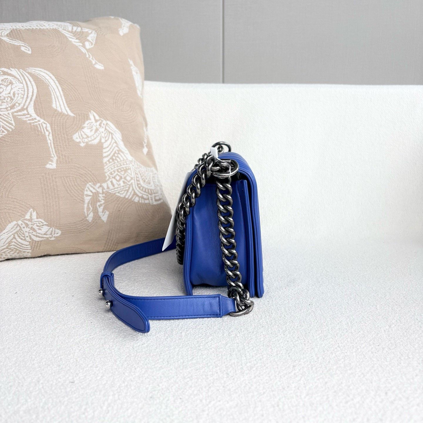 Chanel Pre-loved Bag Very good condition Size ONE SIZE - 3 Thumbnail