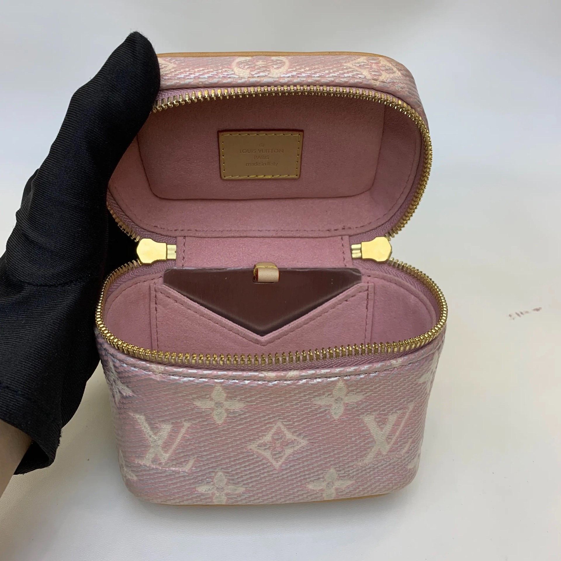 Louis Vuitton Pre-loved Bag Very good condition Size ONE SIZE - 8 Thumbnail
