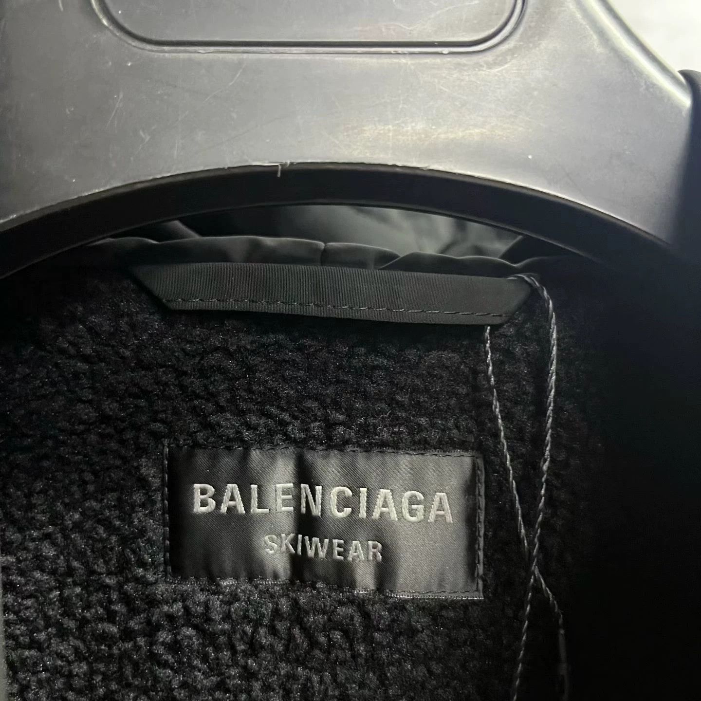 Balenciaga Balenciaga Embroidered Black Hoodie 3 Men Size US XS / EU 42 / 0 - 2 Thumbnail