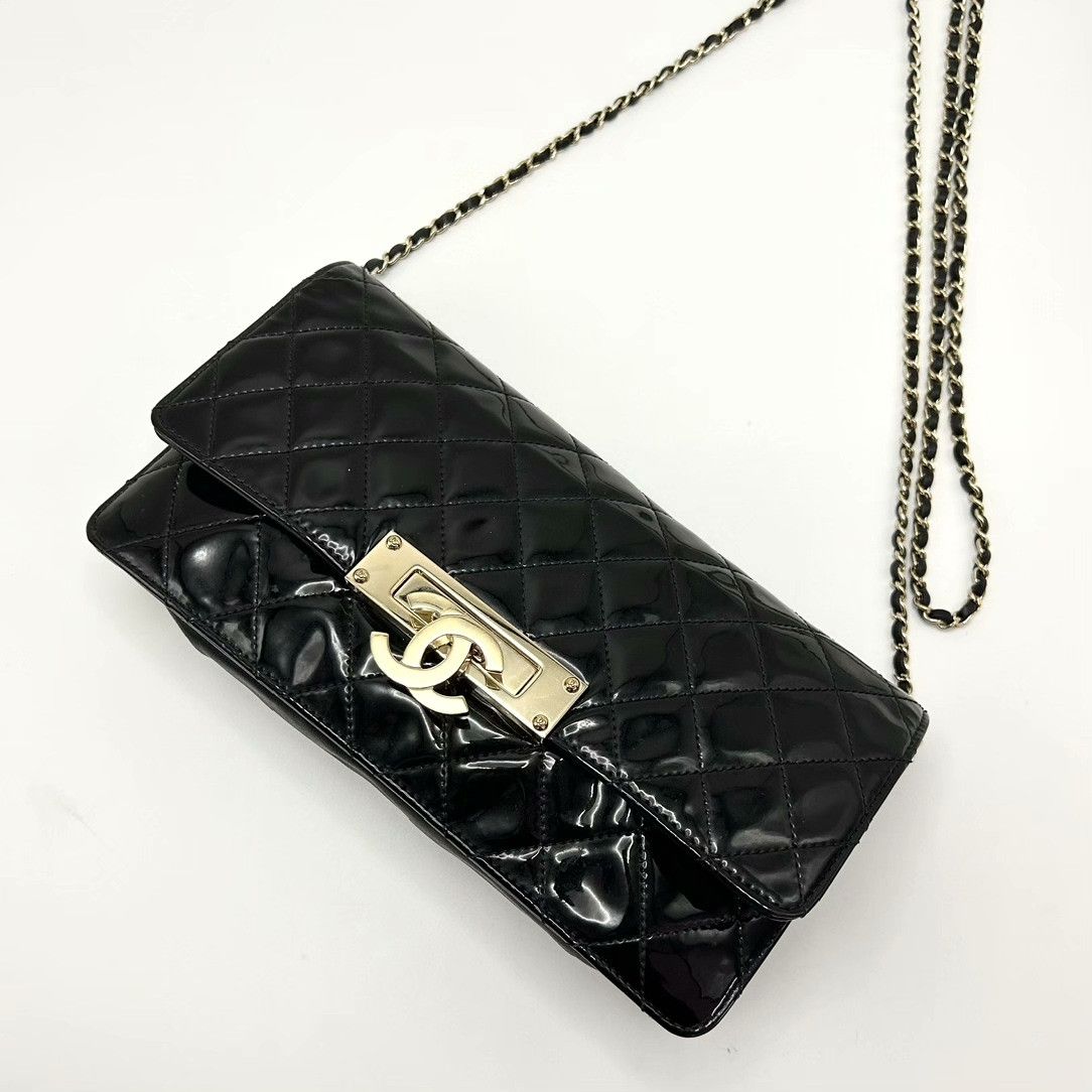 Chanel Pre-loved Bag Very good condition Size ONE SIZE - 3 Thumbnail