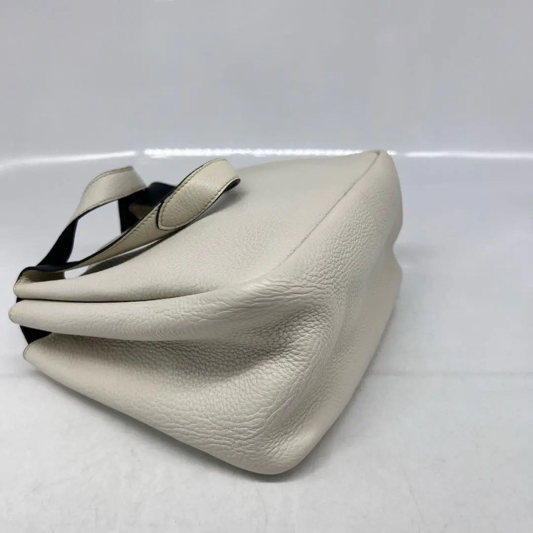 Prada Pre-loved Bag Very good condition Size ONE SIZE - 6 Thumbnail